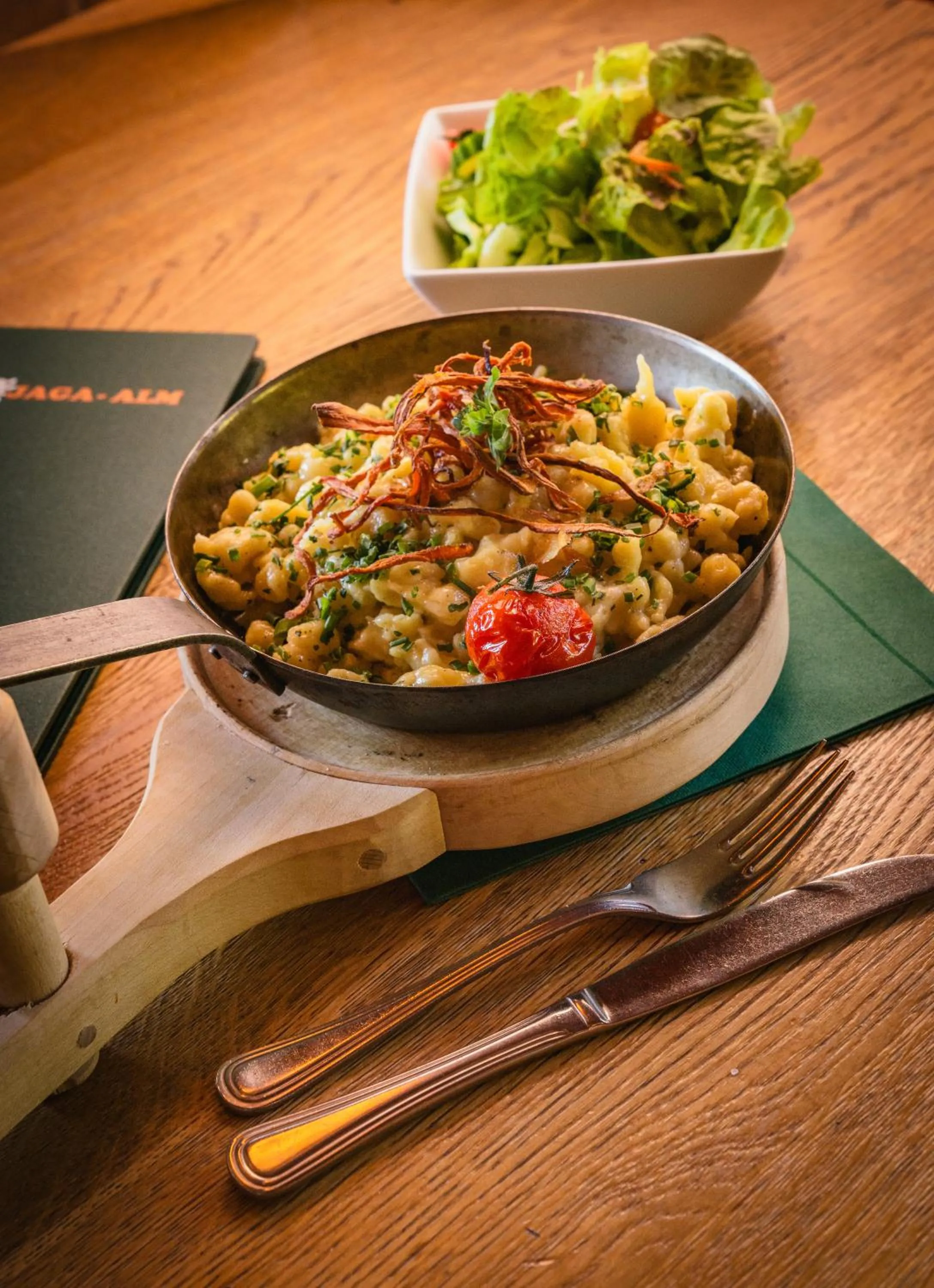 Food and drinks in Berghotel Jaga-Alm