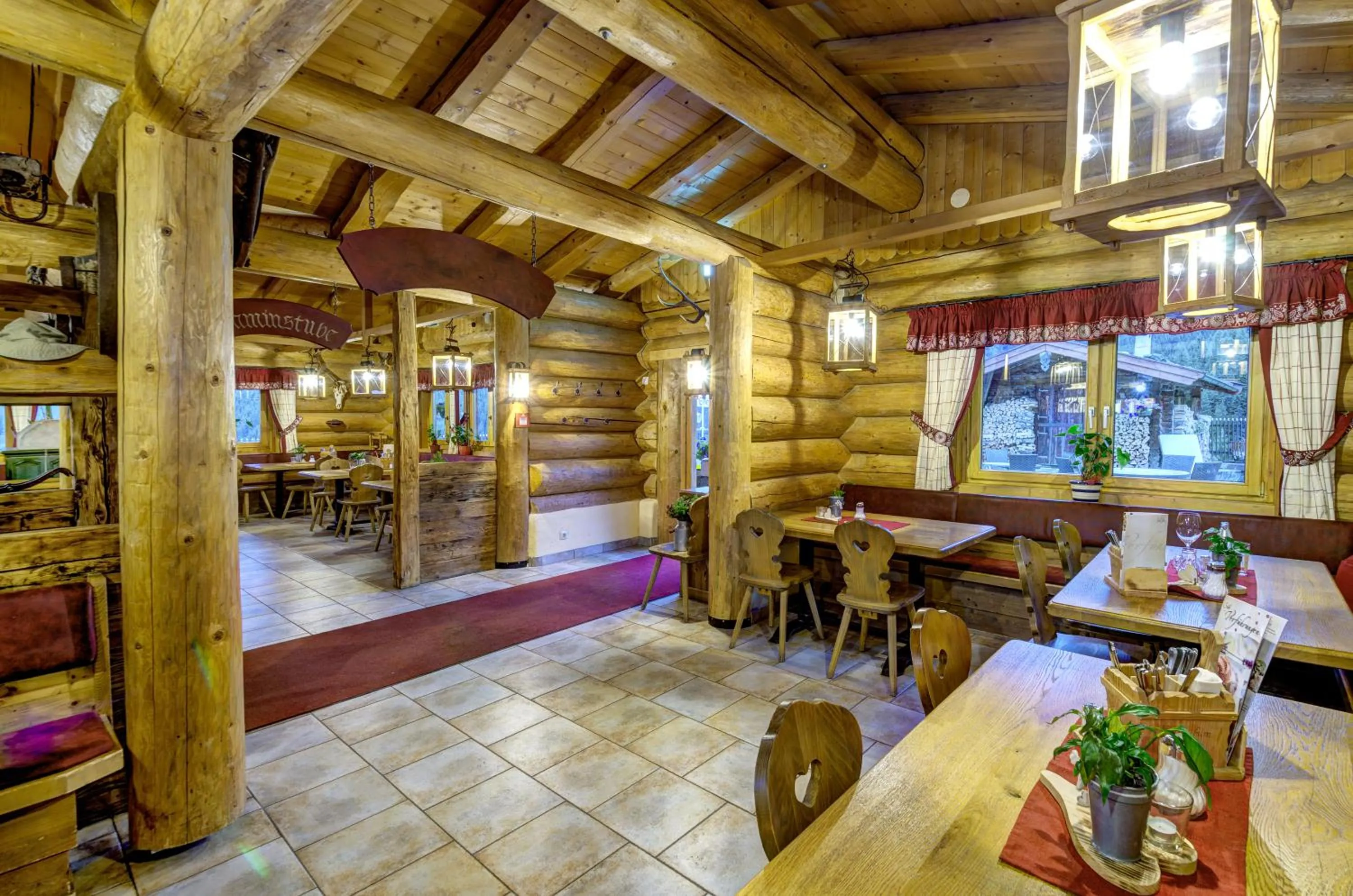 Restaurant/places to eat in Berghotel Jaga-Alm