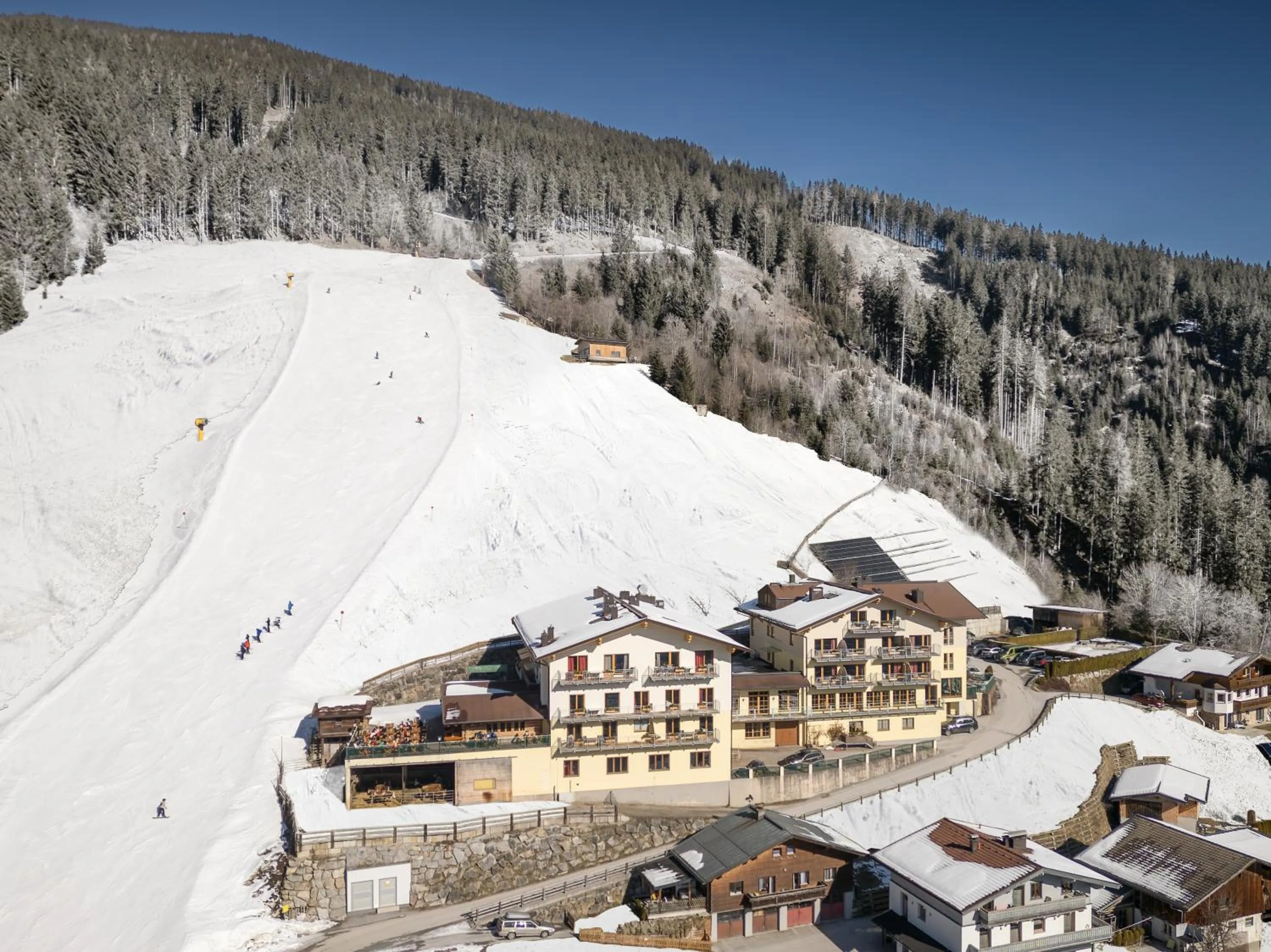 Property building in Berghotel Jaga-Alm