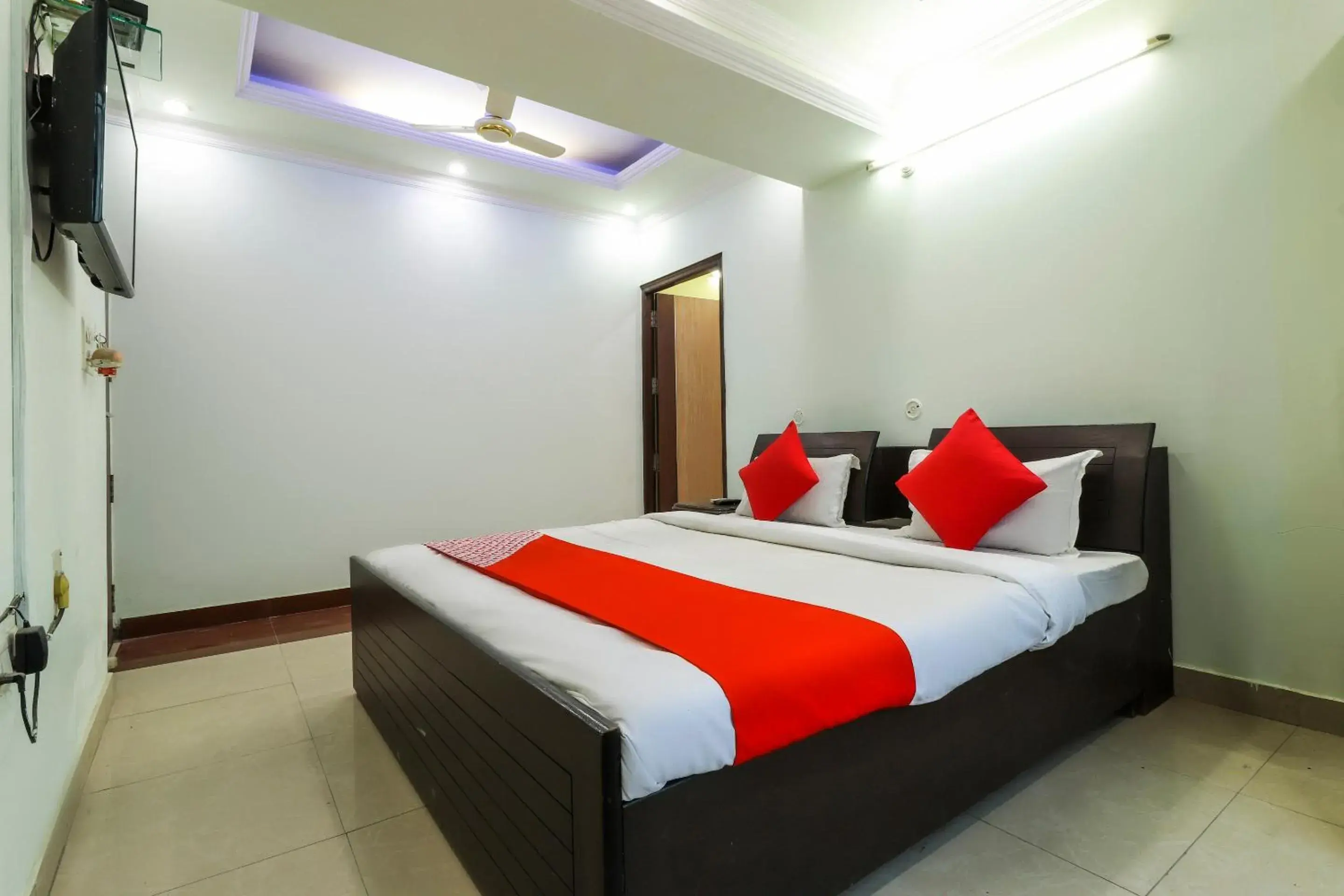Hotel Sai Vatika Guest House Hotel Sai Vatika Guest House