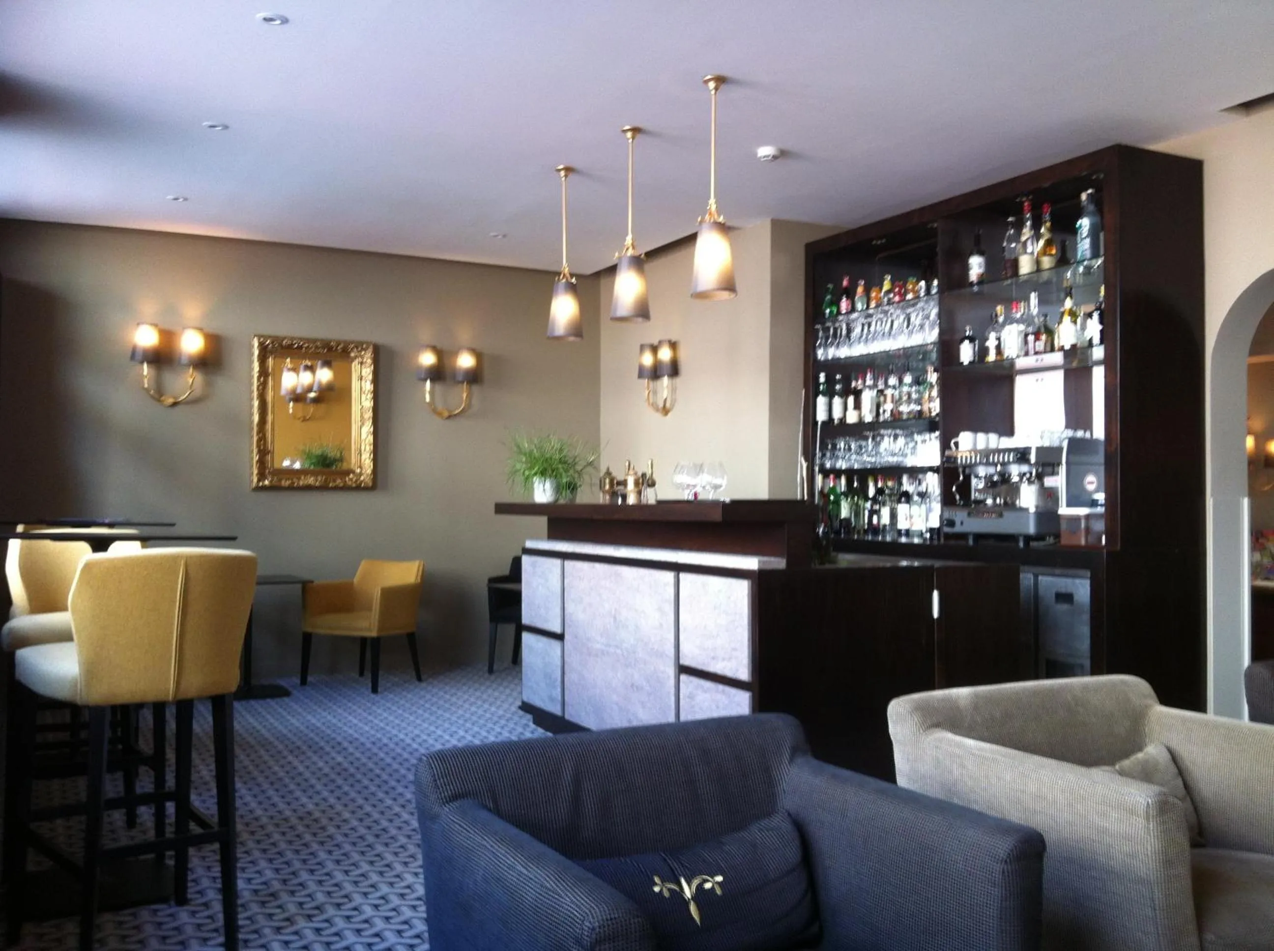 Lounge or bar in Hôtel Le Cobh