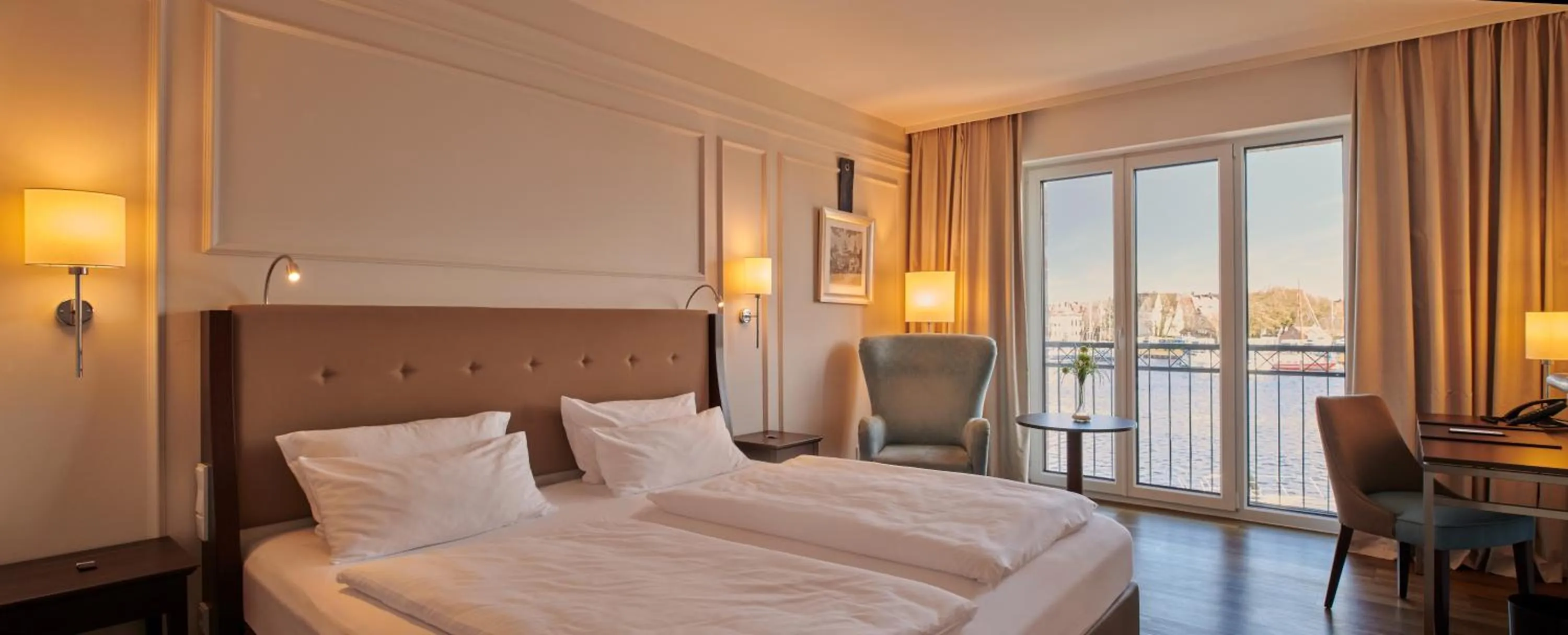 Bed in Hotel am Delft