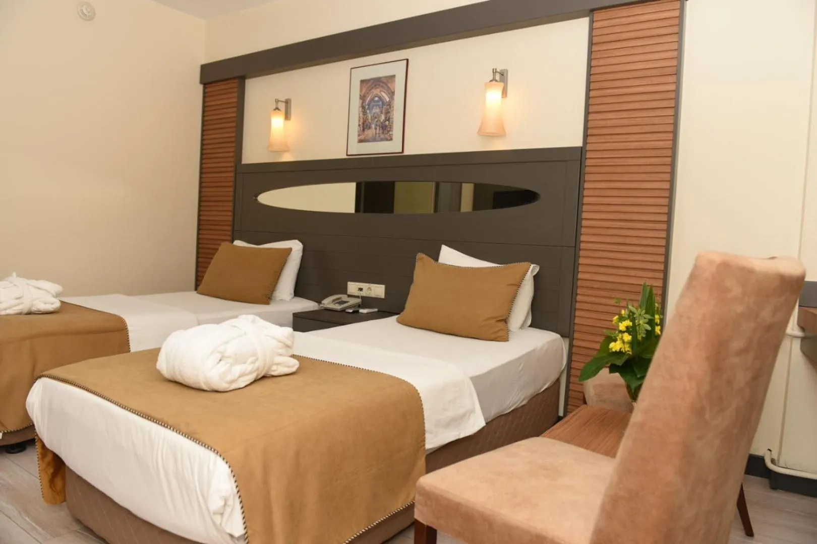 Bed in Lycus River Thermal Hotel