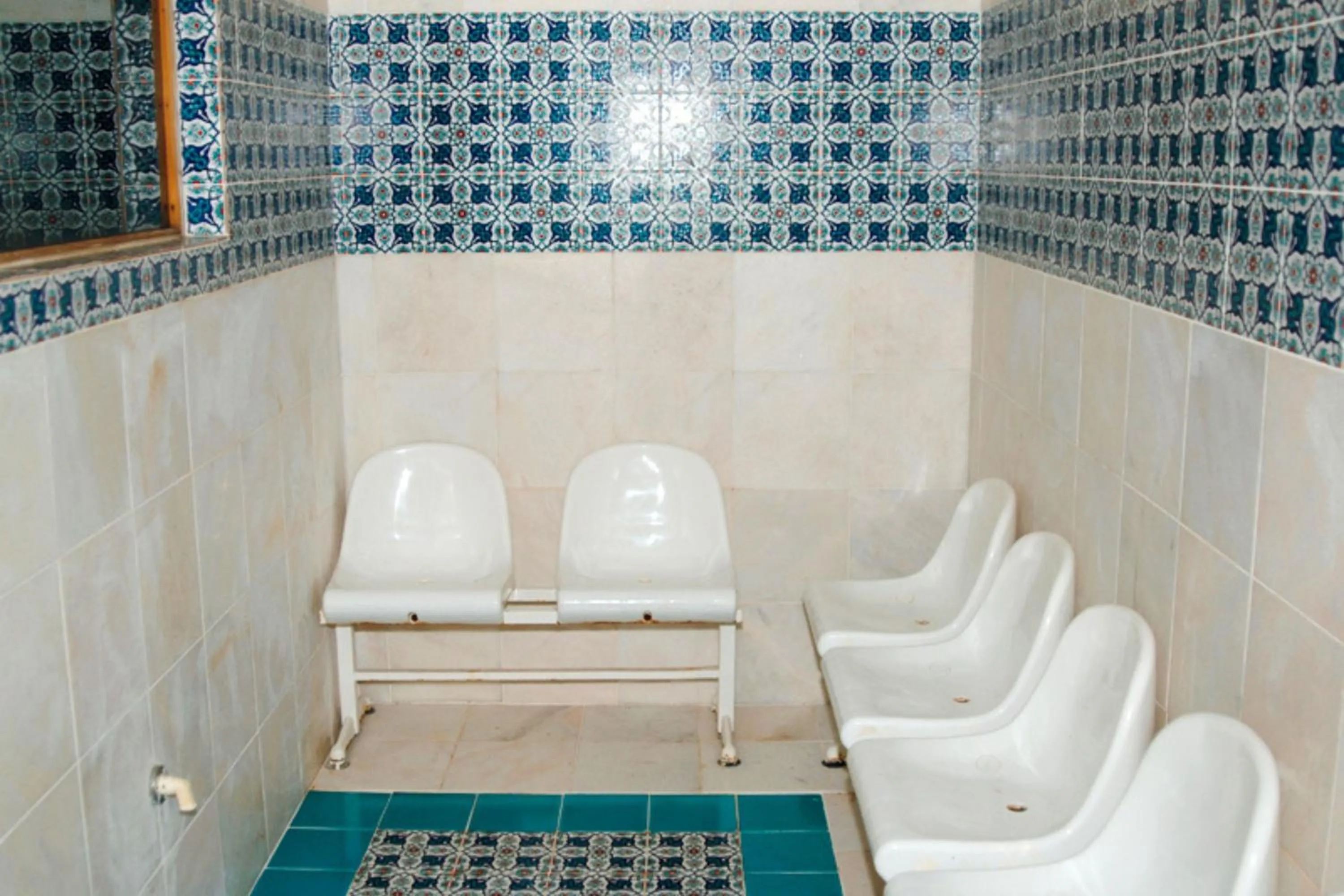 Photo of the whole room in Lycus River Thermal Hotel