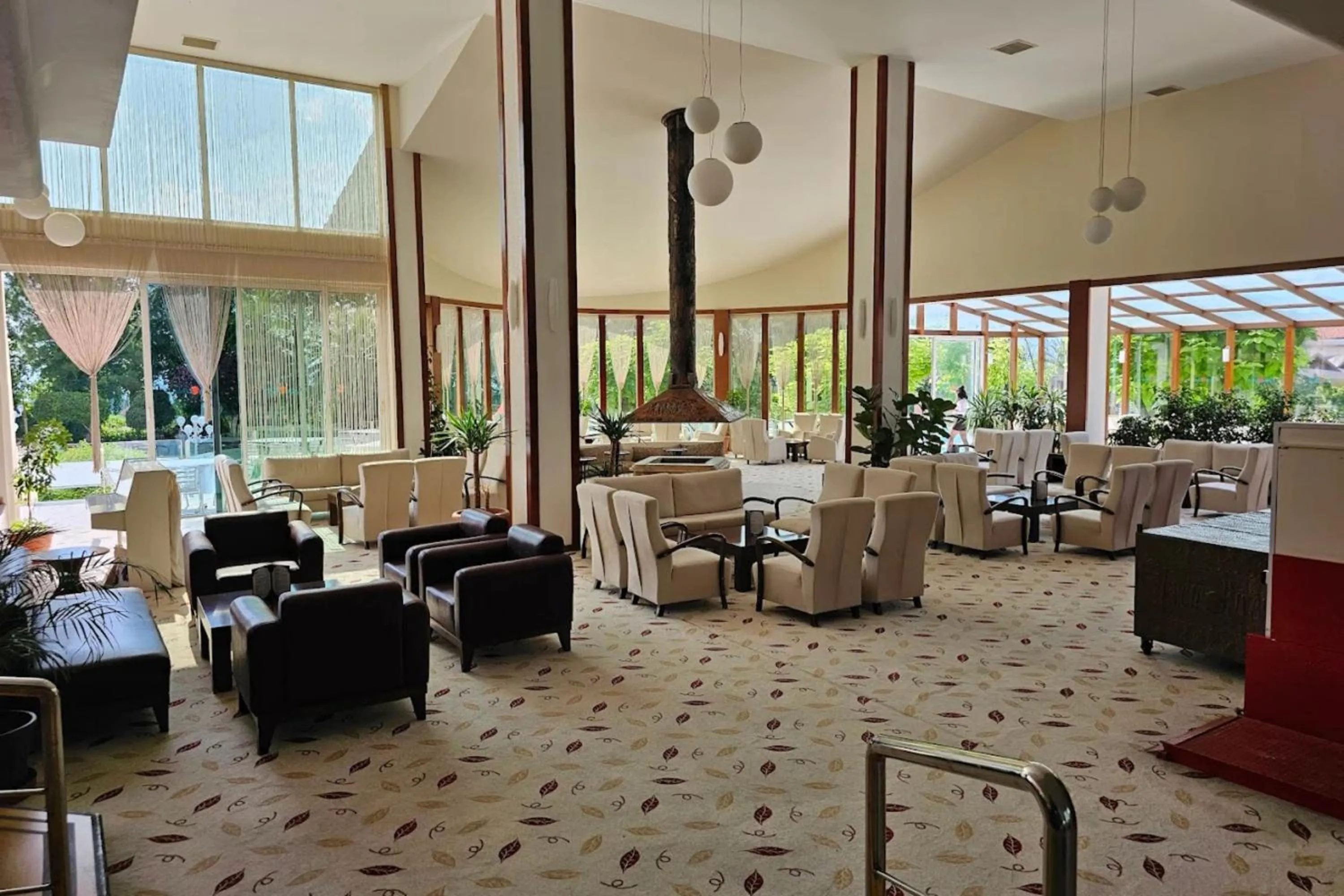 Seating area in Lycus River Thermal Hotel