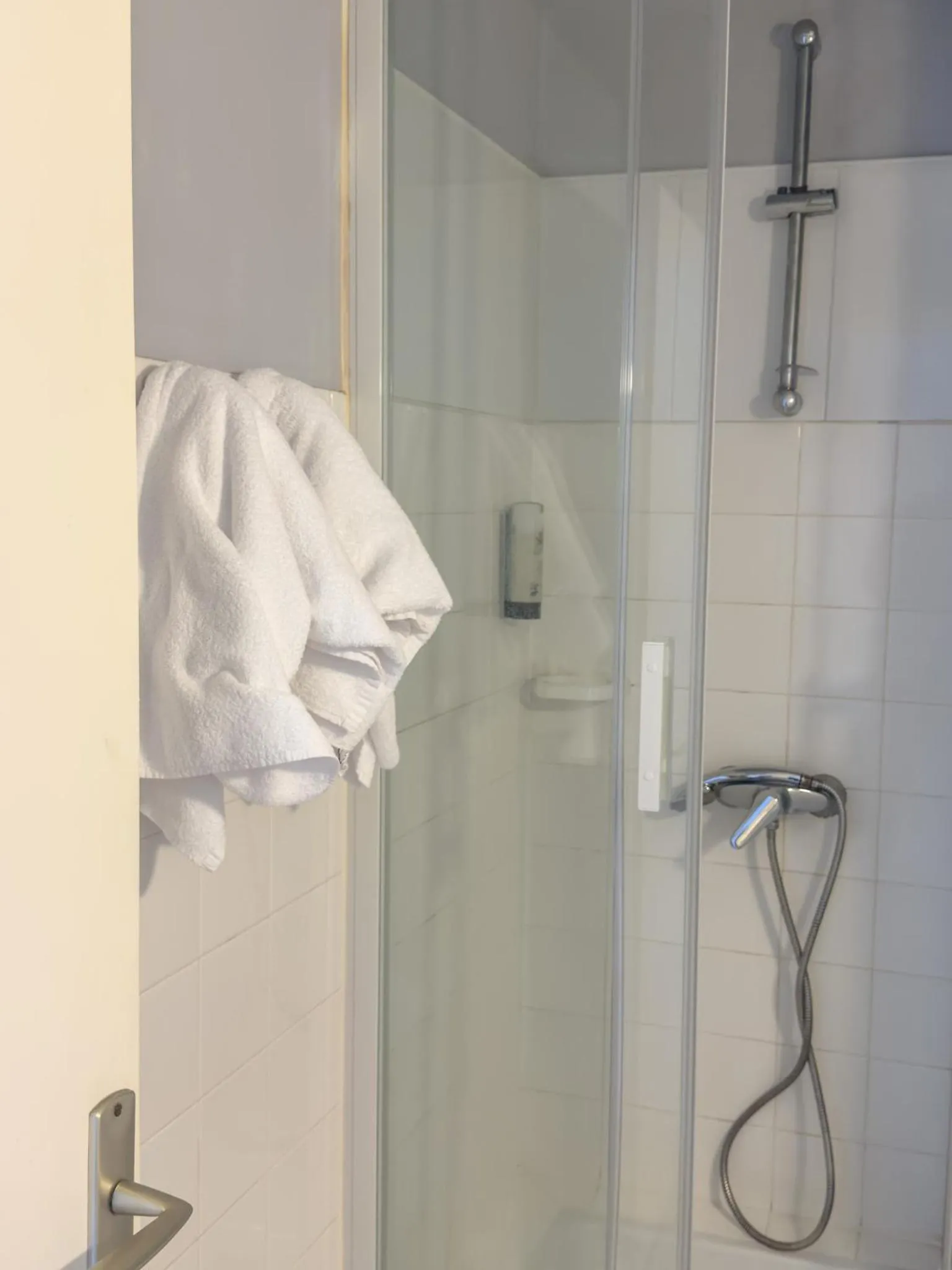 Logis Hôtel Les Chardons Bleus RESTAURANT LE BISTROT DE LA MER