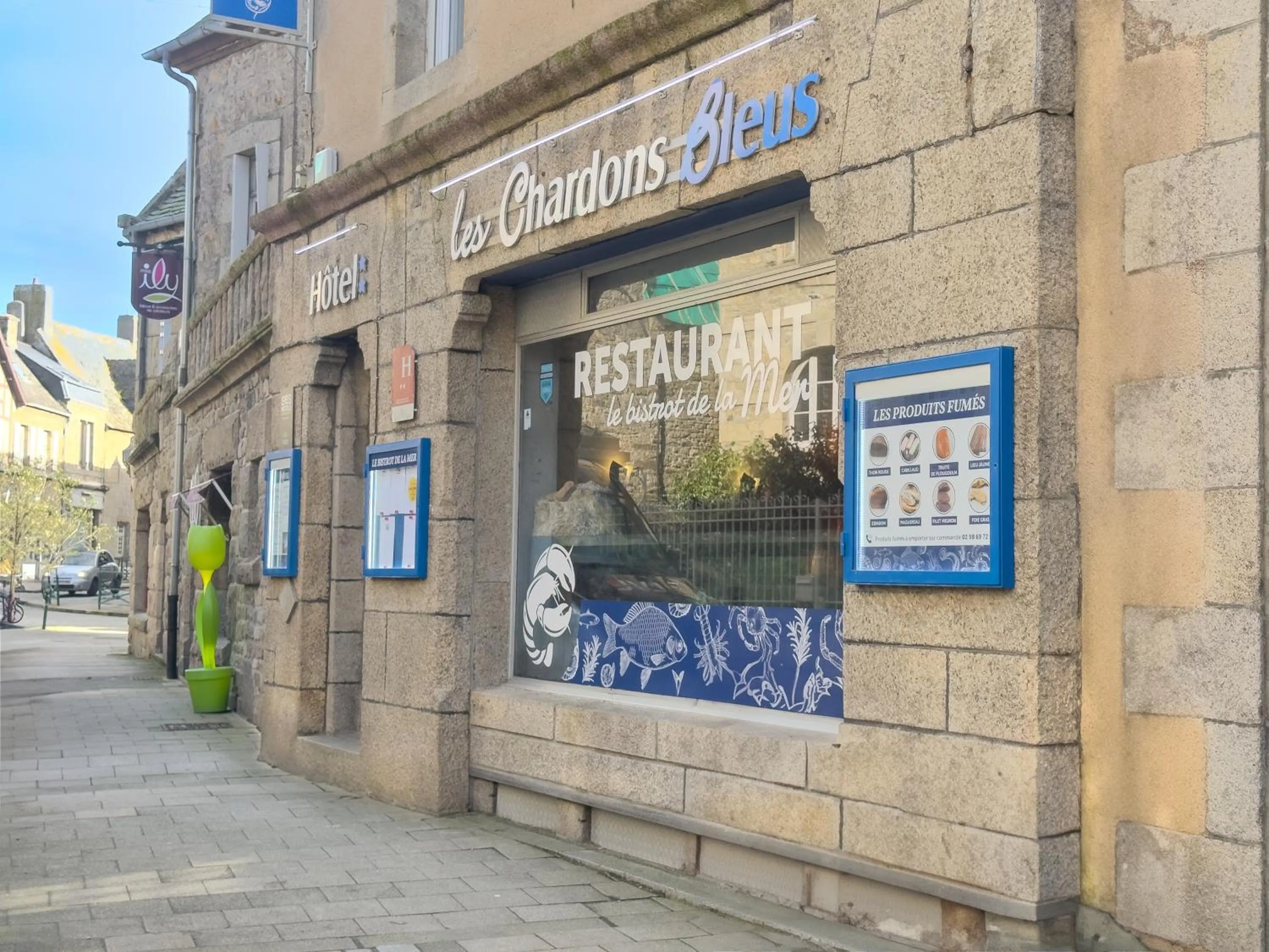 Logis Hôtel Les Chardons Bleus RESTAURANT LE BISTROT DE LA MER