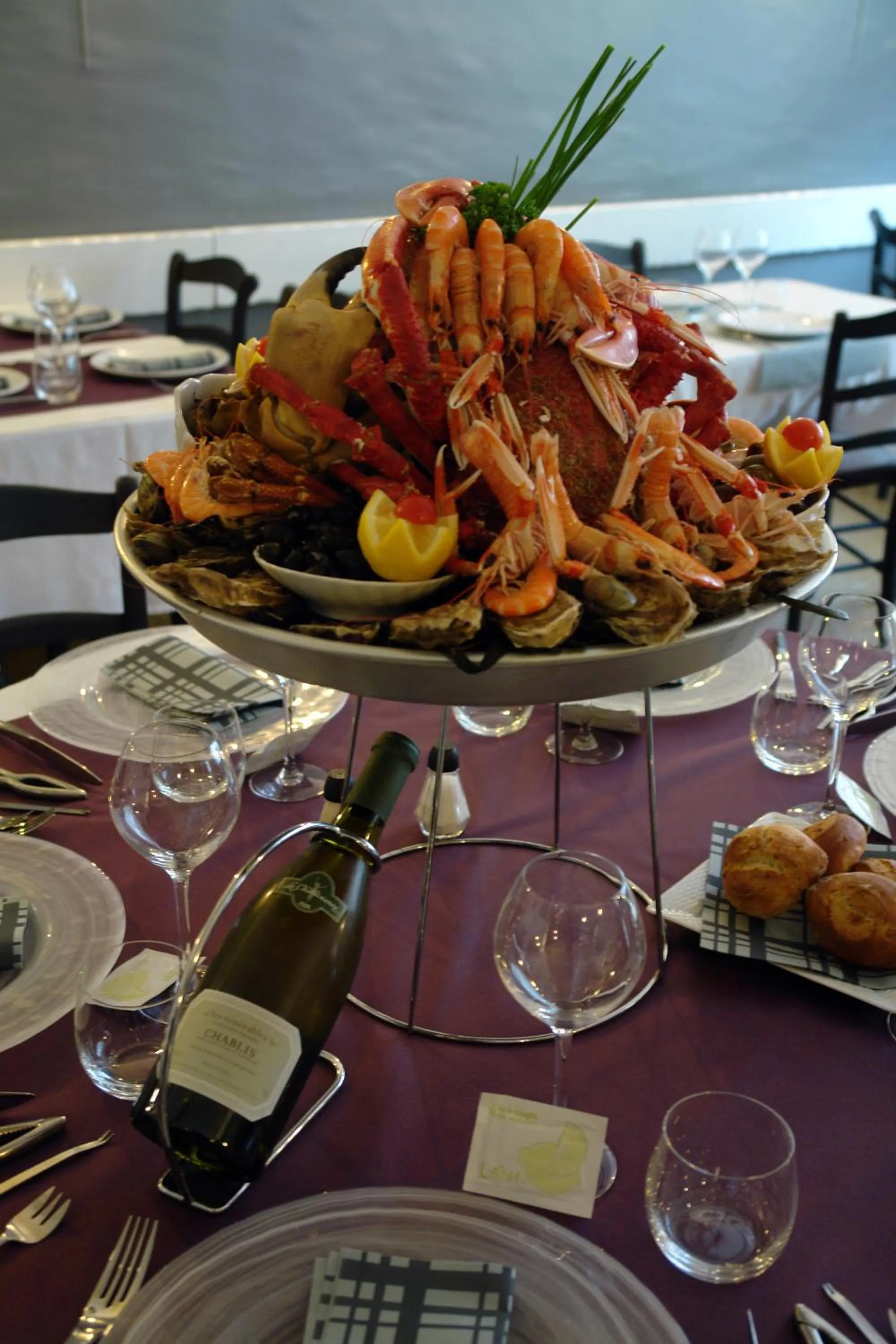 Restaurant/places to eat in Logis Hôtel Les Chardons Bleus RESTAURANT LE BISTROT DE LA MER