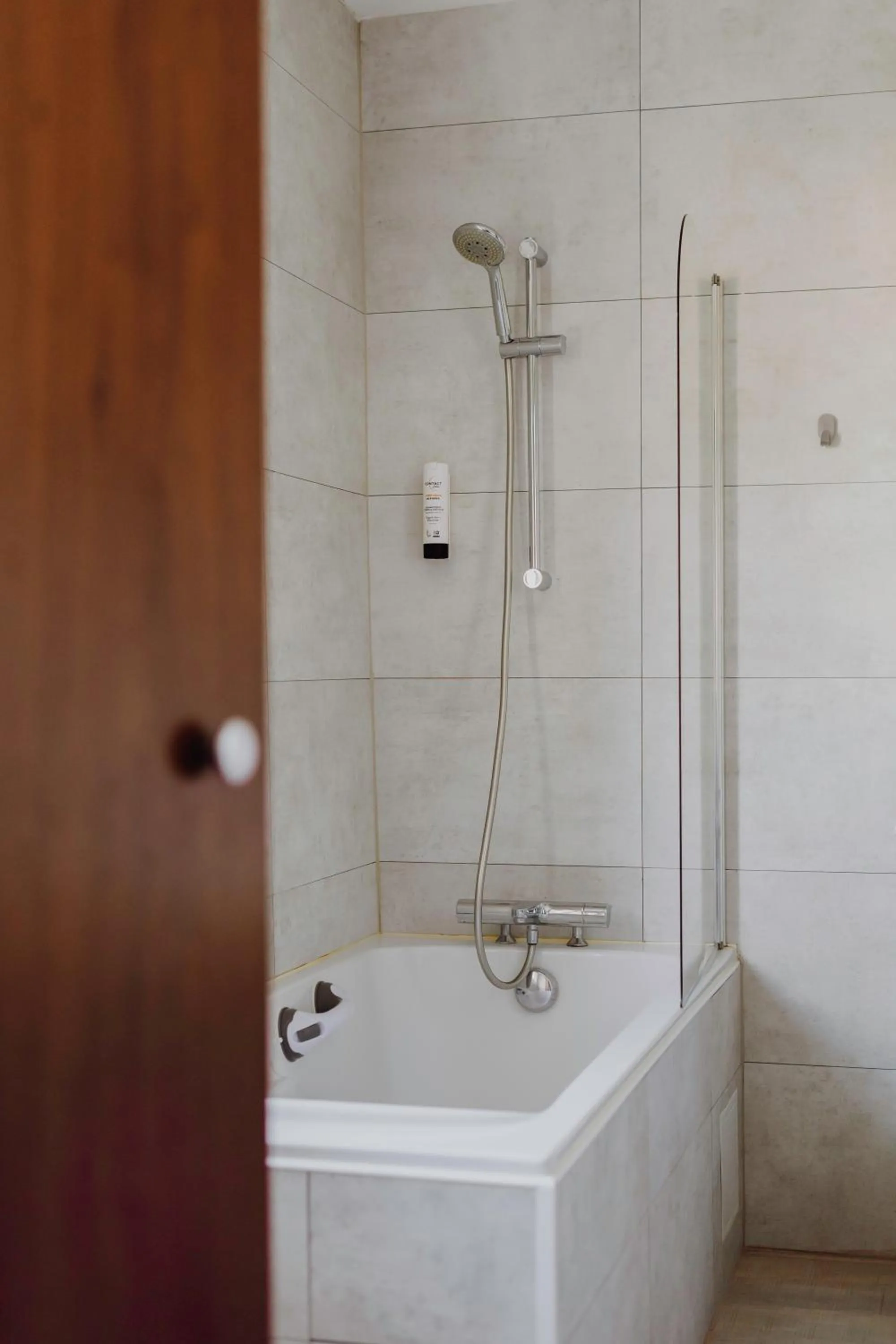 Bathroom in L'Hôtel Bristol