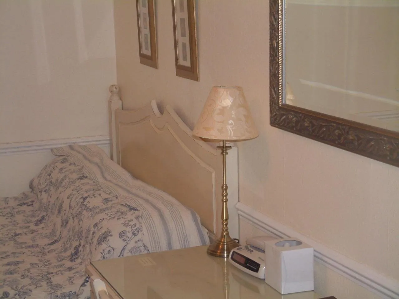 Decorative detail in West Lodge Hotel