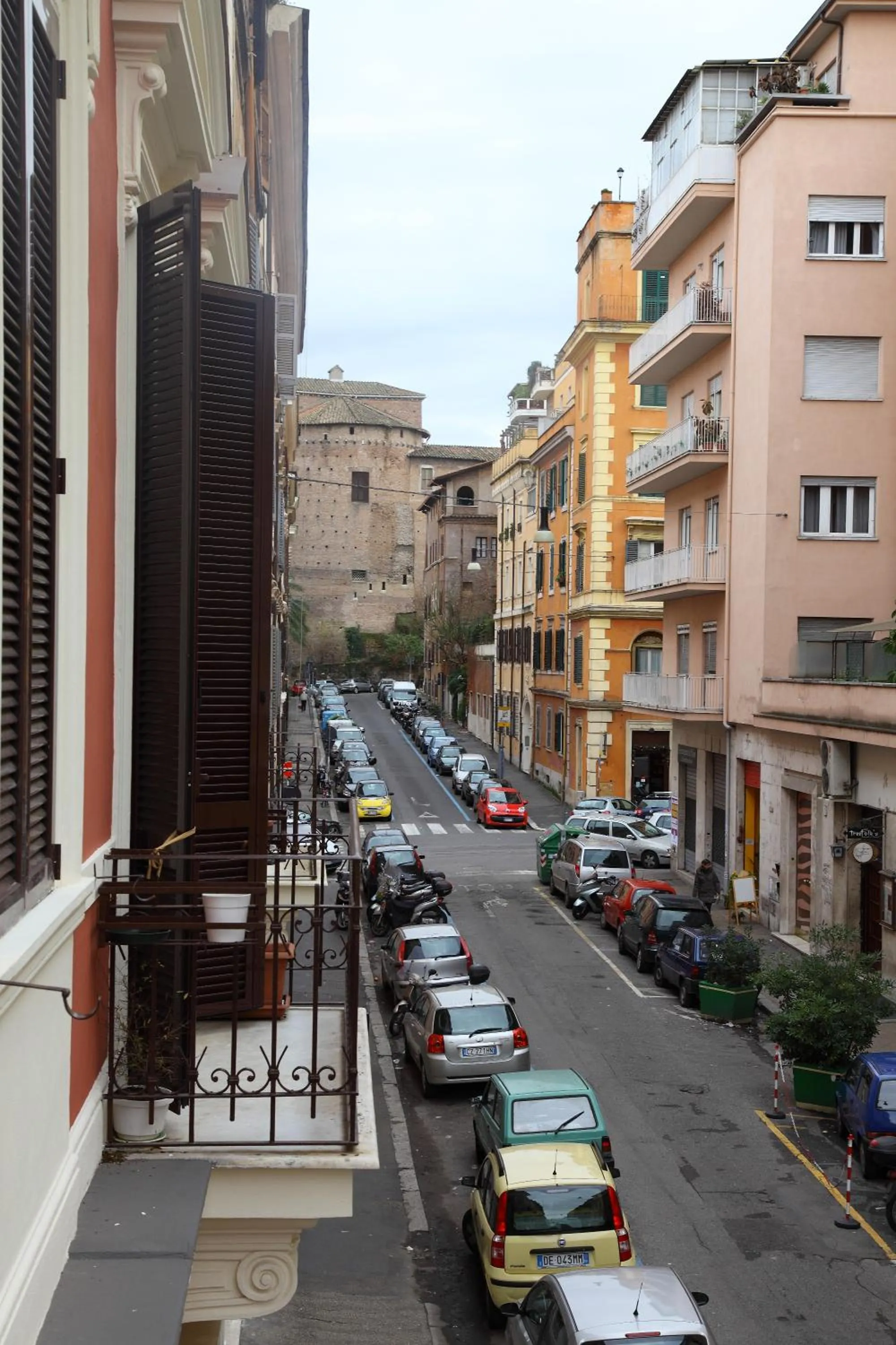 Neighbourhood in HT Residence Maximus