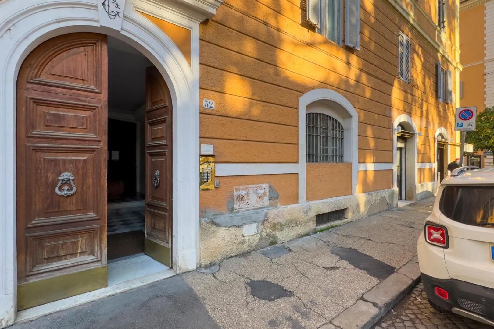 HT Residence Maximus