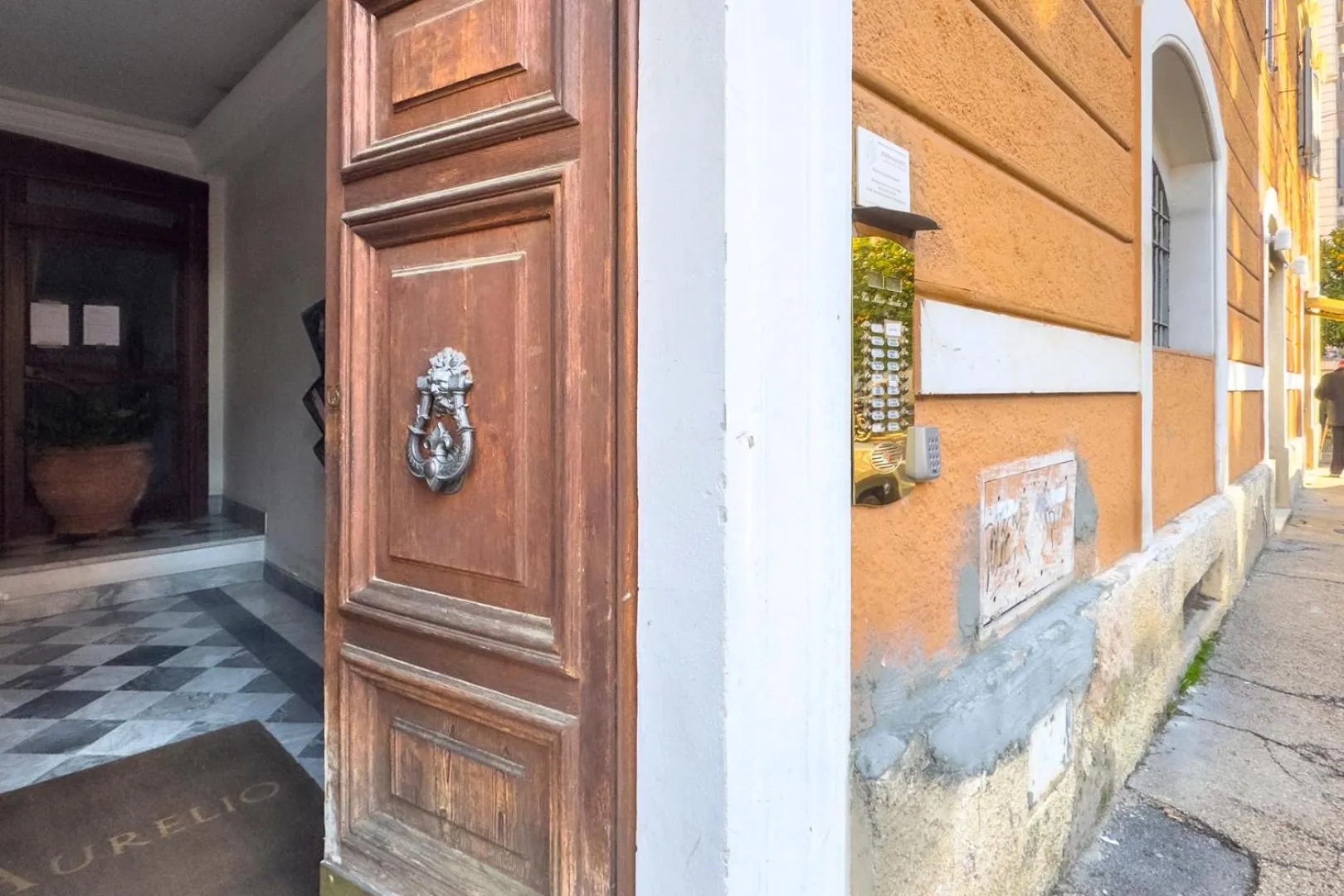 HT Residence Maximus