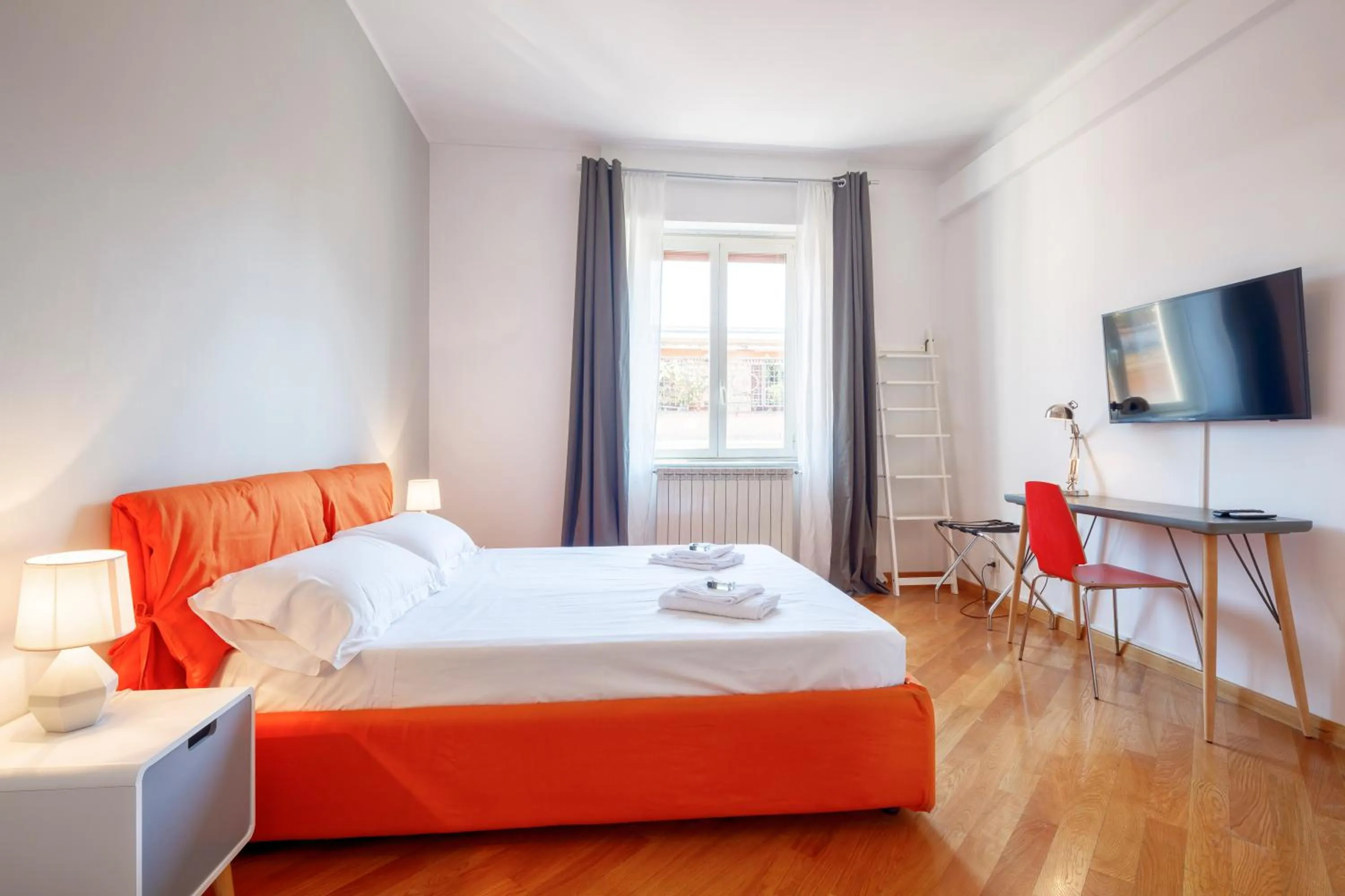 Bedroom, Bed in HT Residence Maximus