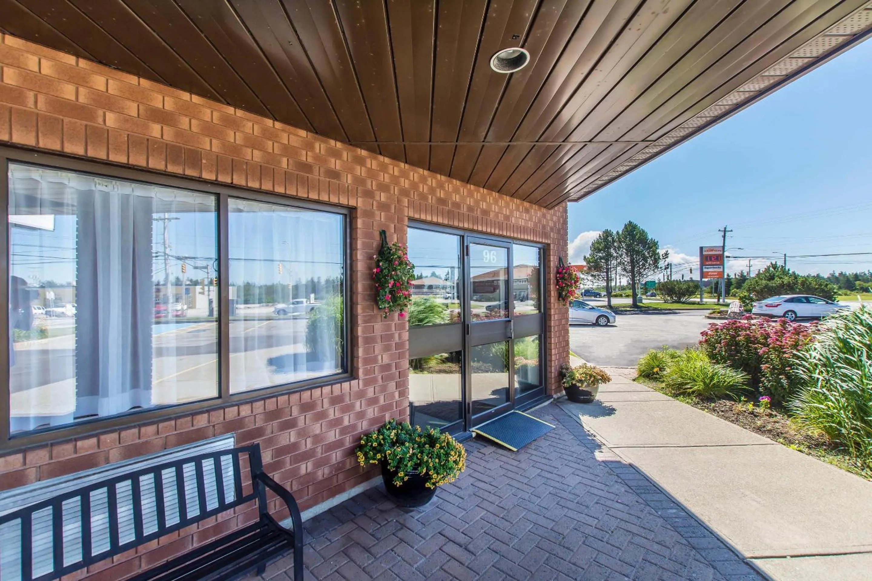 Property building in Comfort Inn