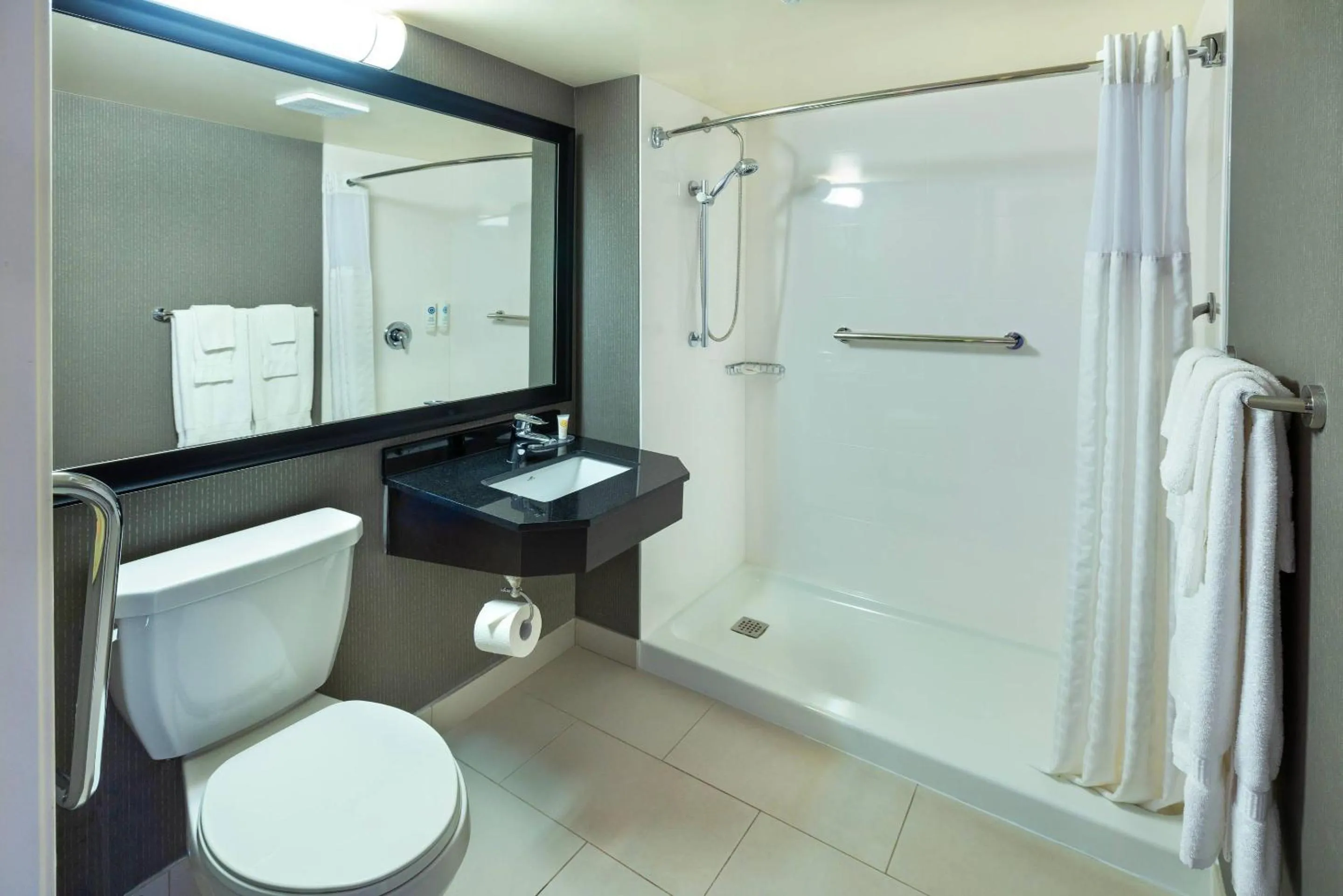 Bedroom in Comfort Inn