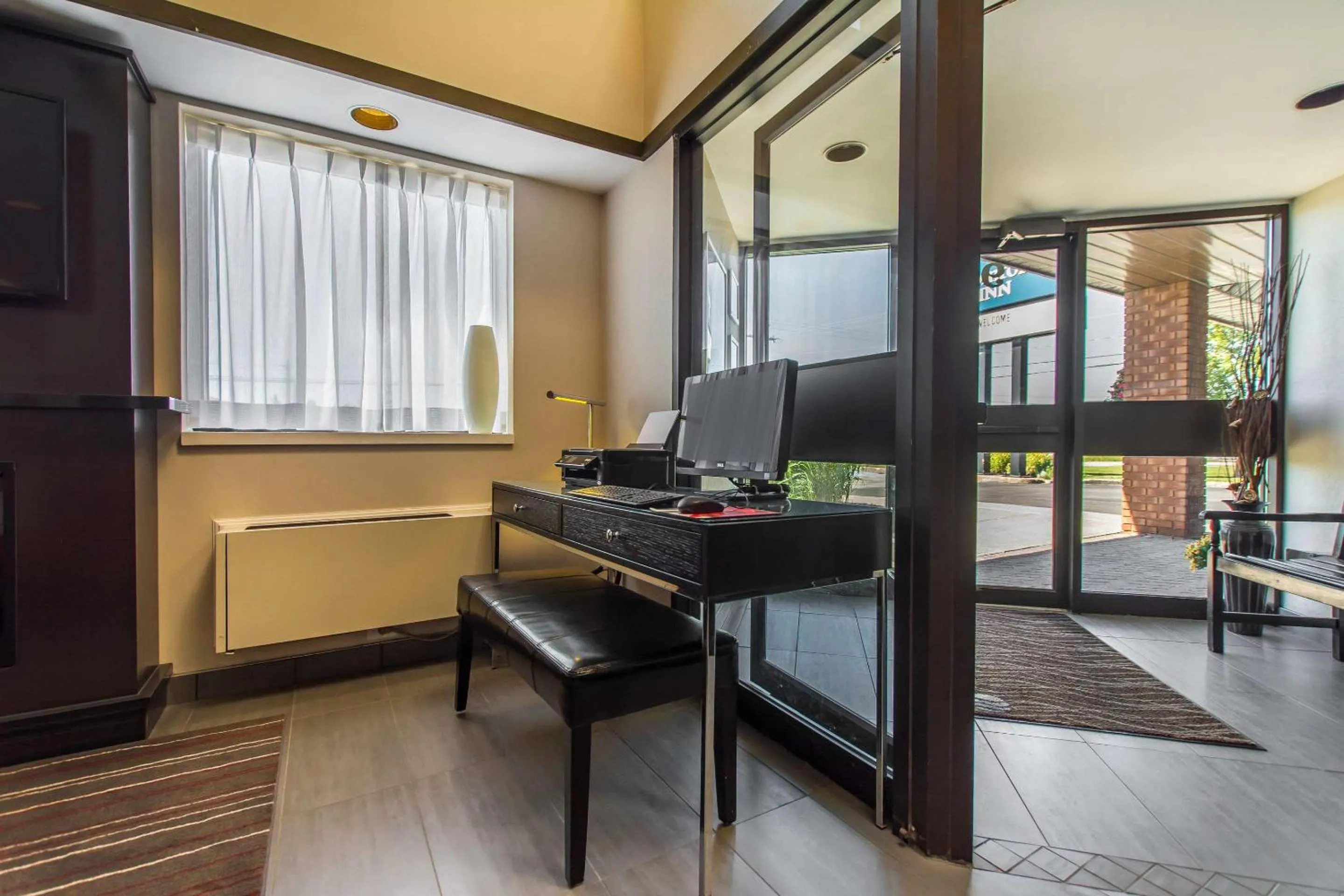 Business facilities in Comfort Inn