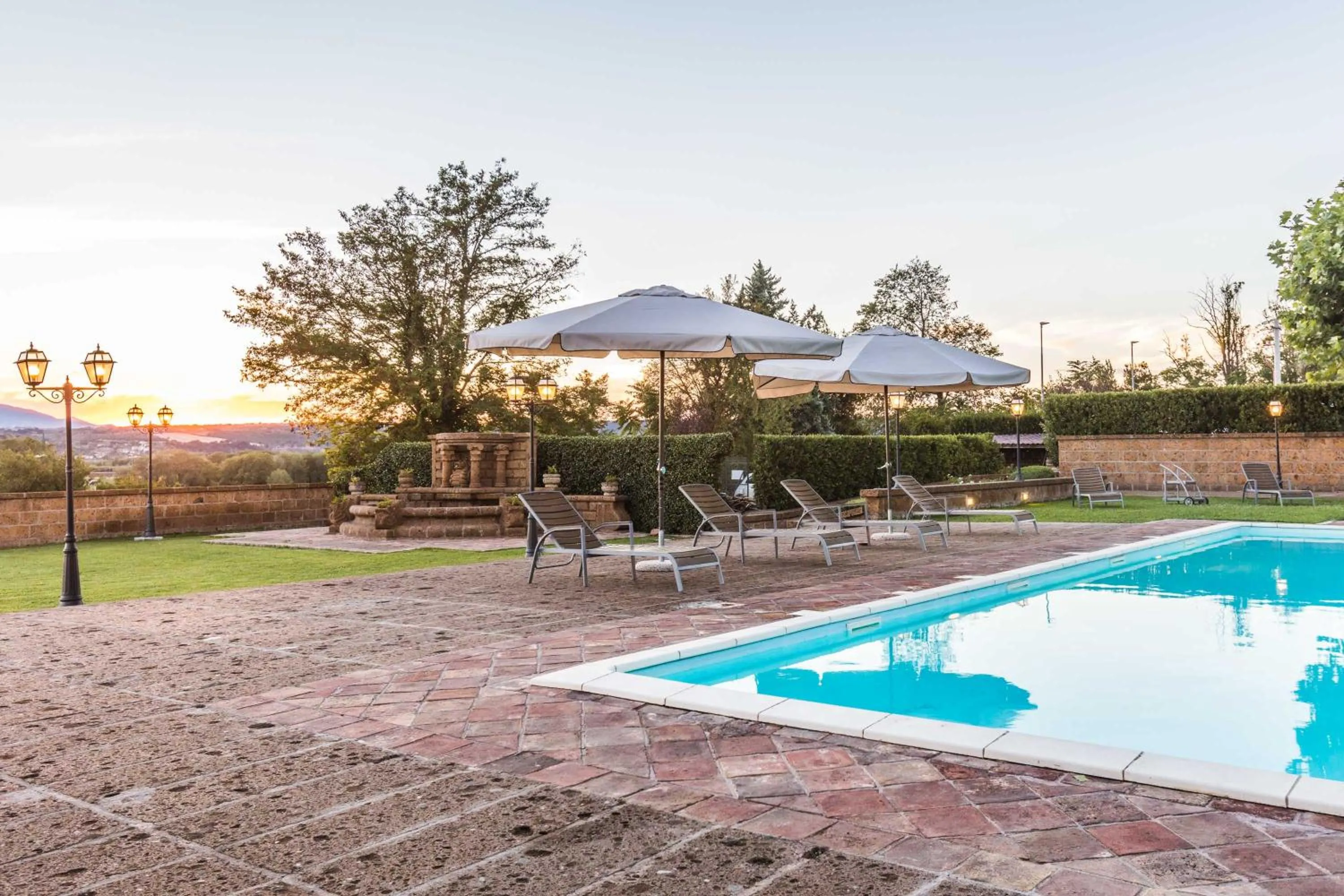 Property building in Hotel Ristorante La Pergola