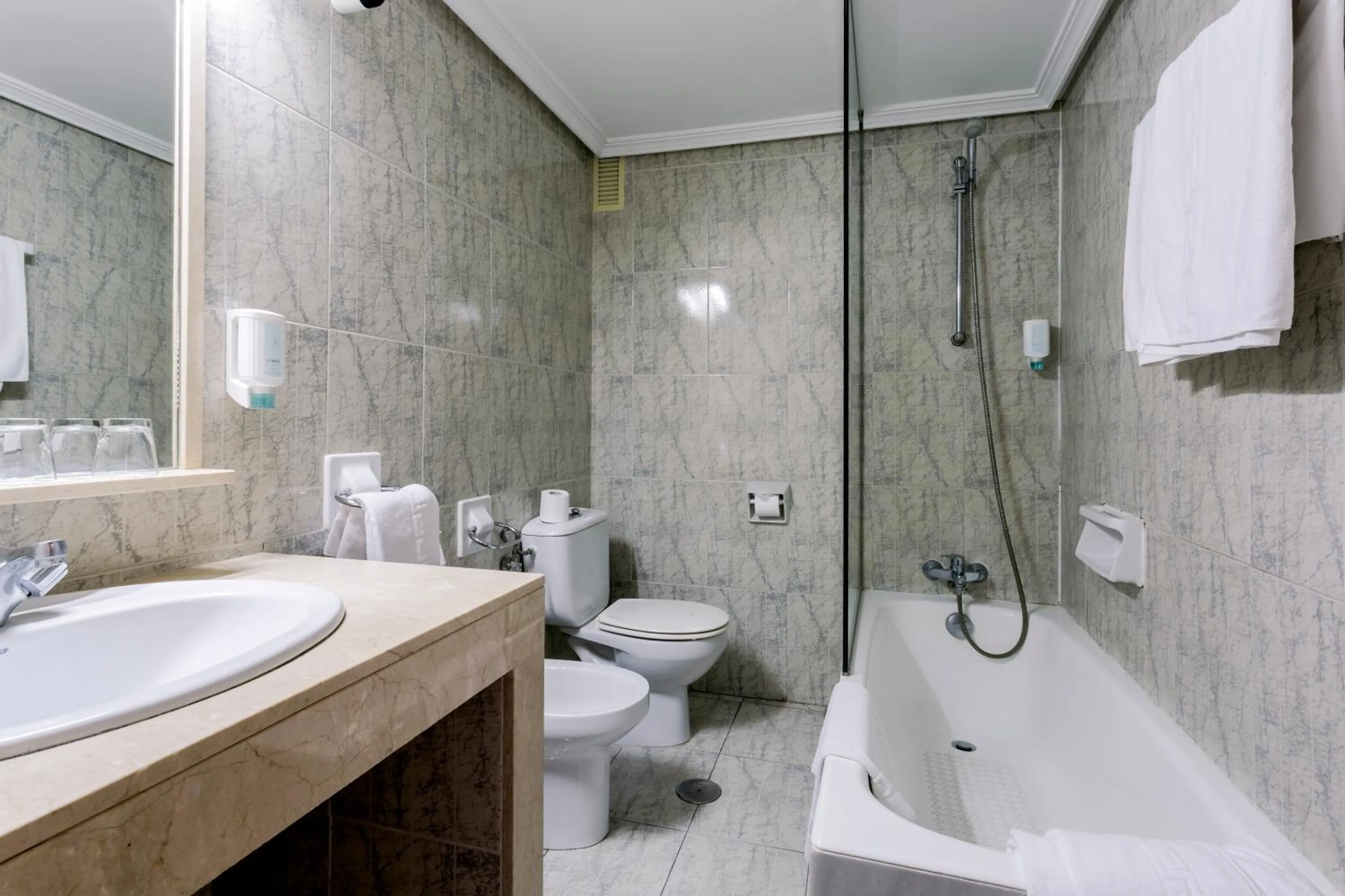 Torreluz Apartamentos