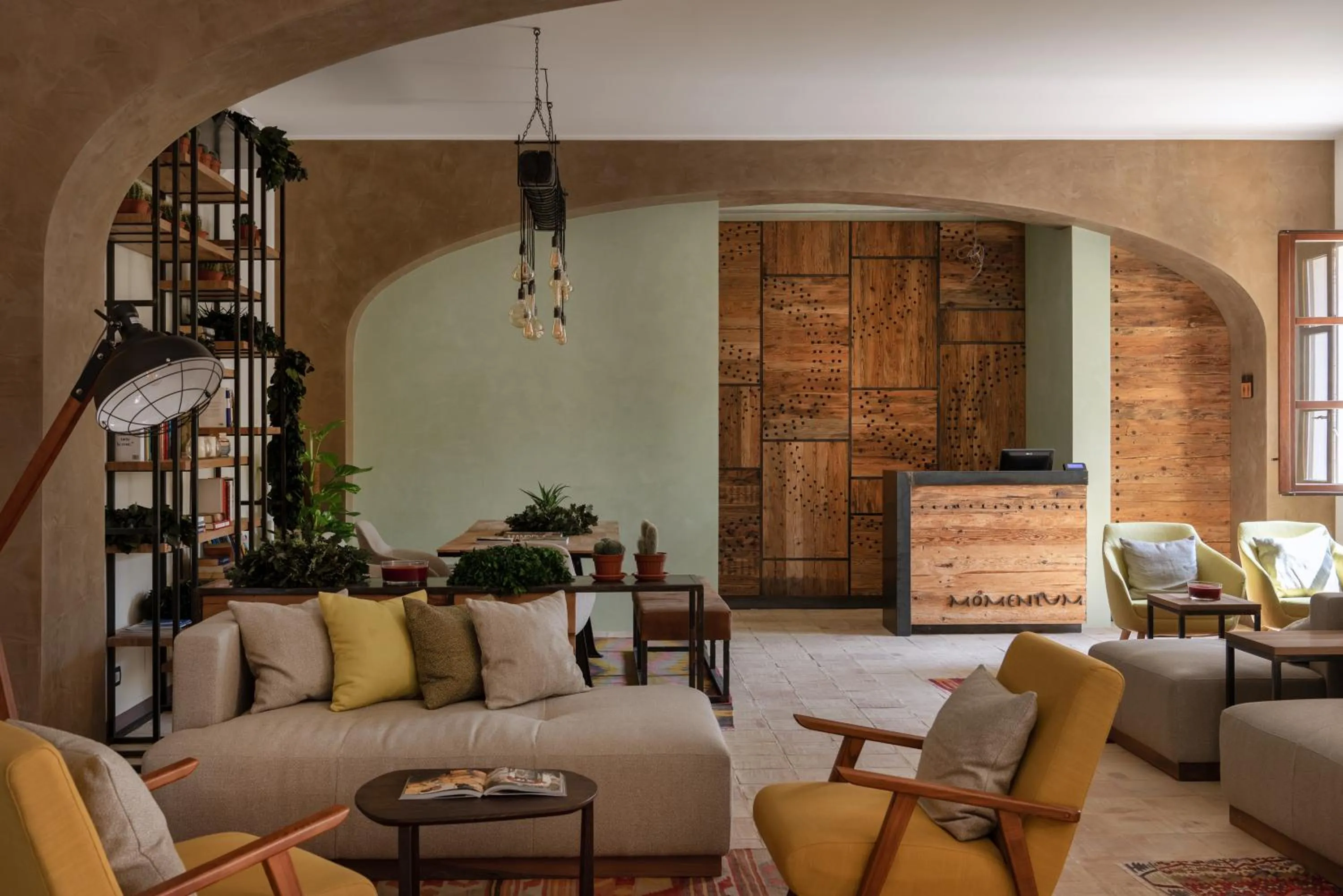 Lounge or bar in Momentum Wellness Bioresort