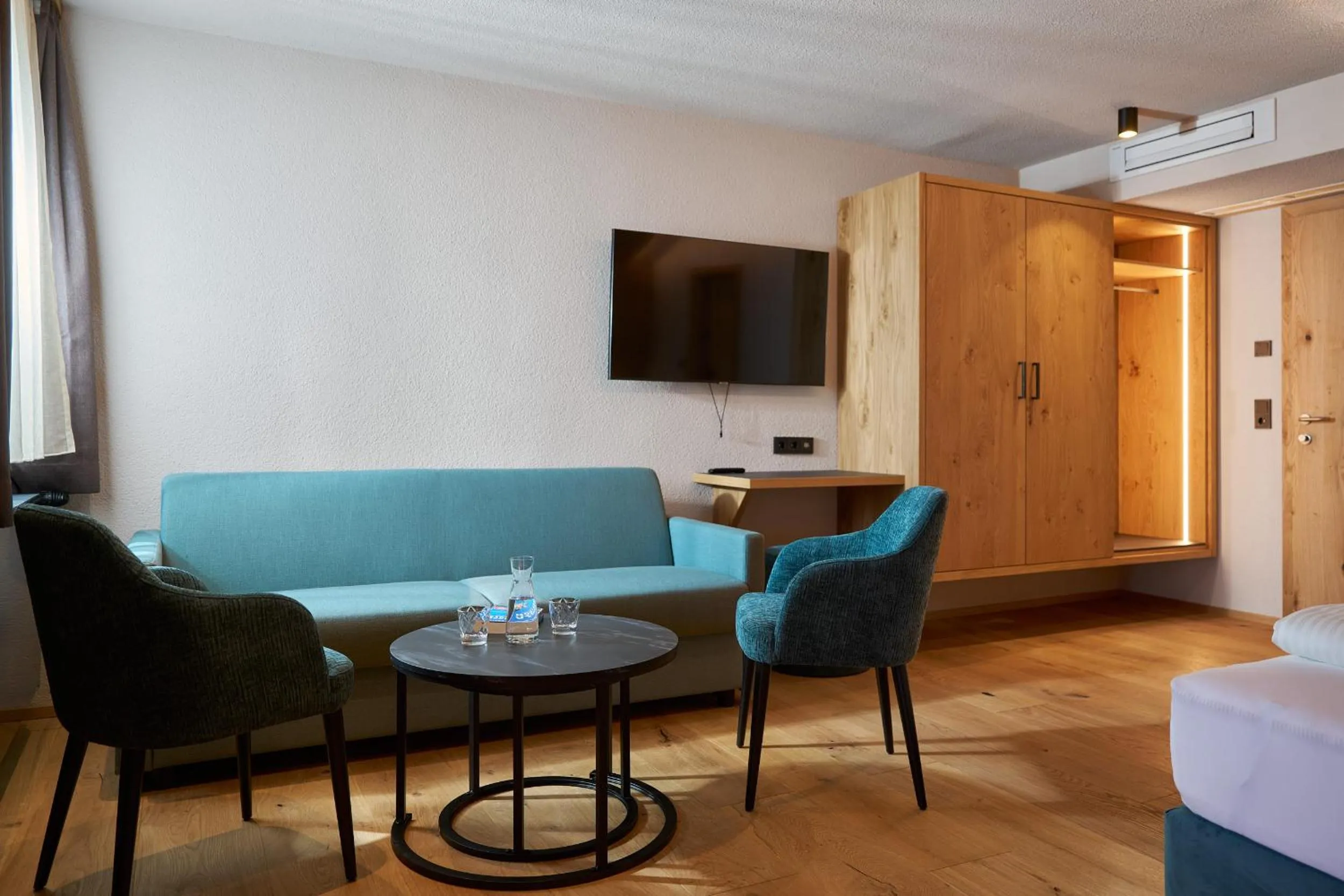 TV and multimedia in Hotel Stern