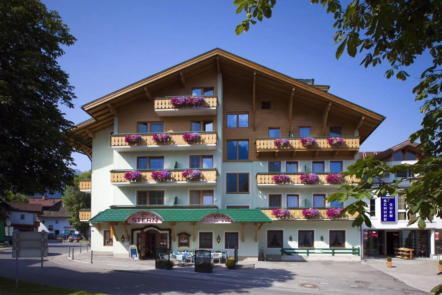 Property building in Hotel Stern