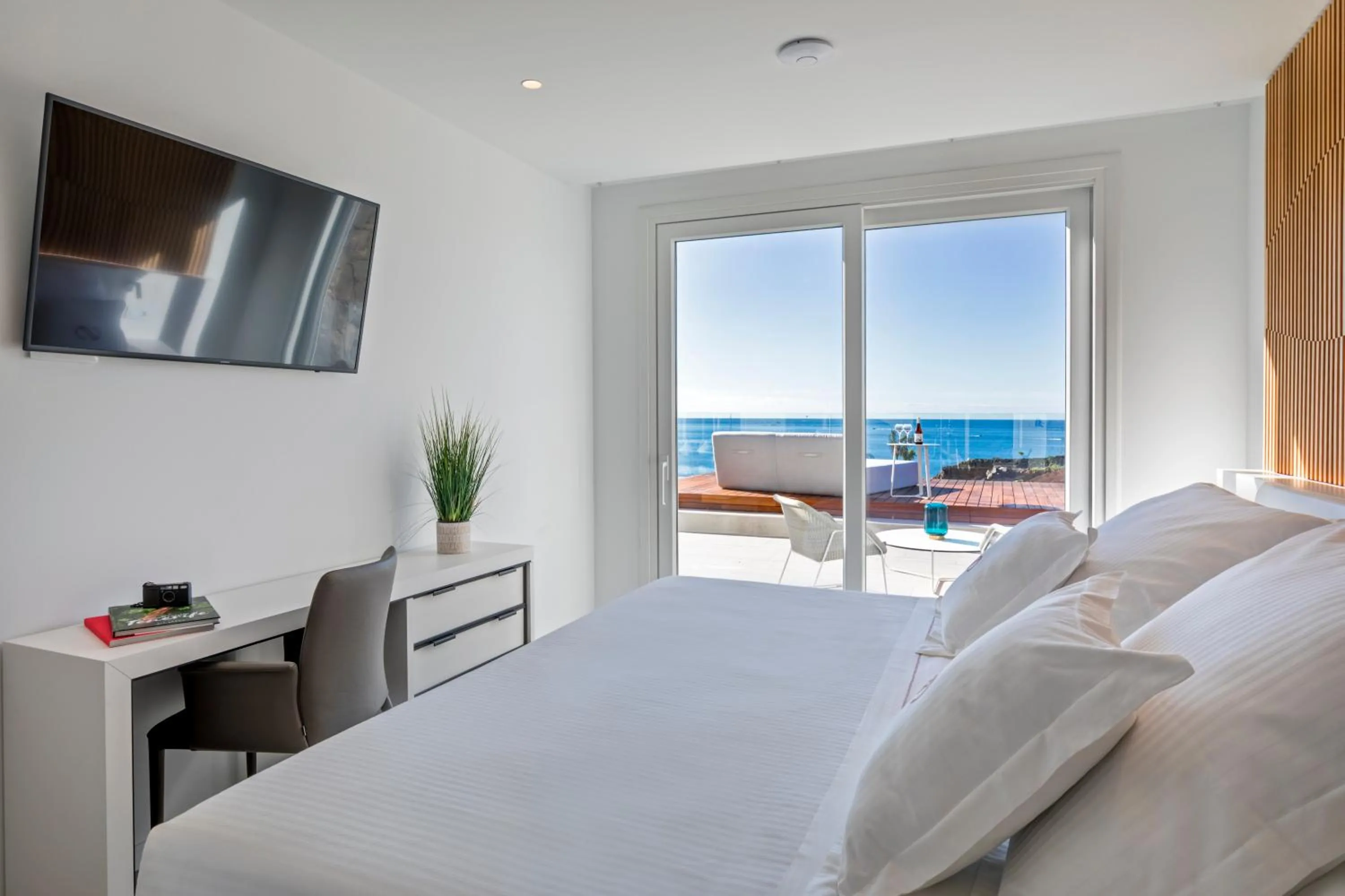 Bed in Royal Hideaway Corales Suites