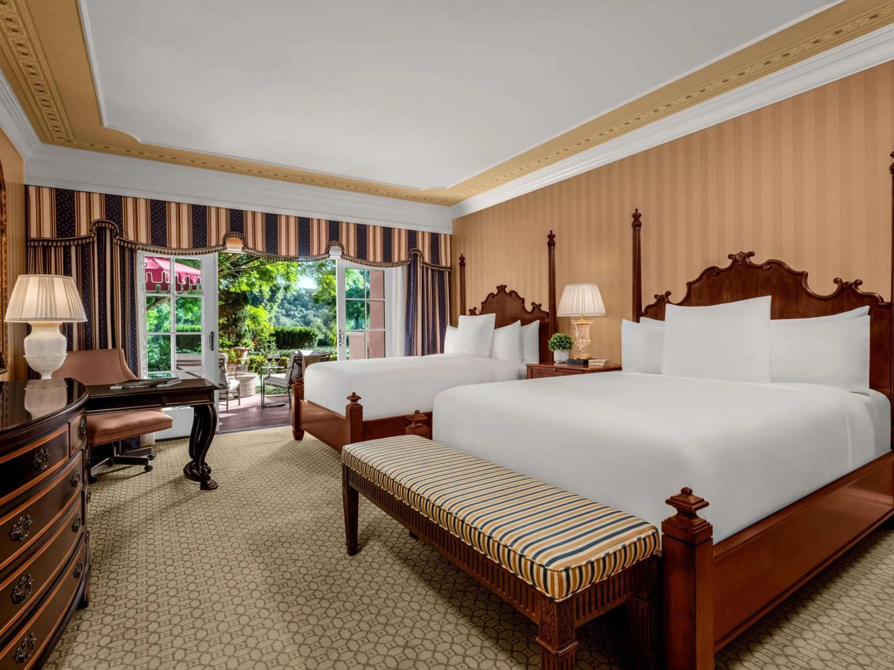 Bedroom, Bed in Fairmont Grand Del Mar