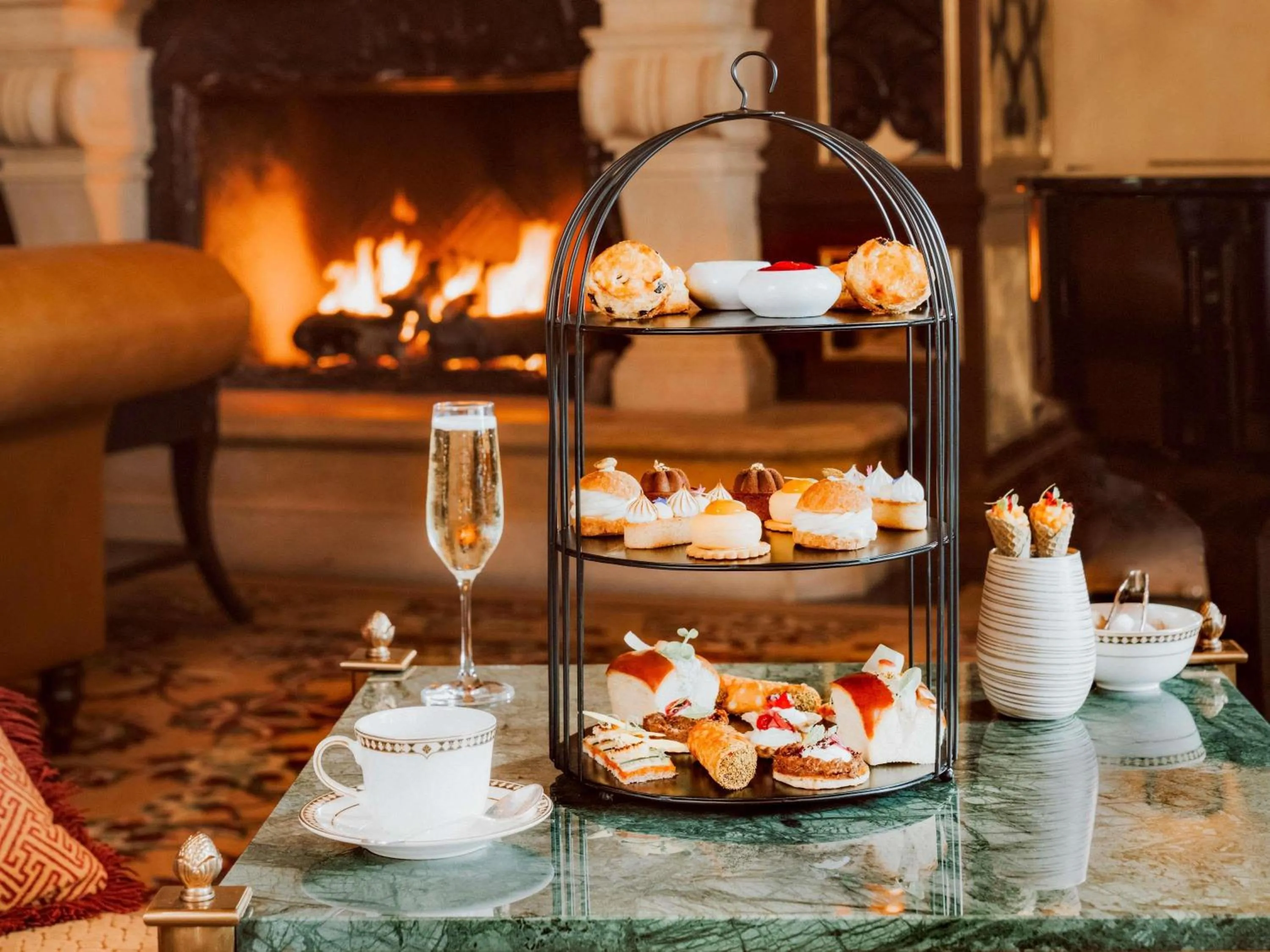 Lounge or bar in Fairmont Grand Del Mar