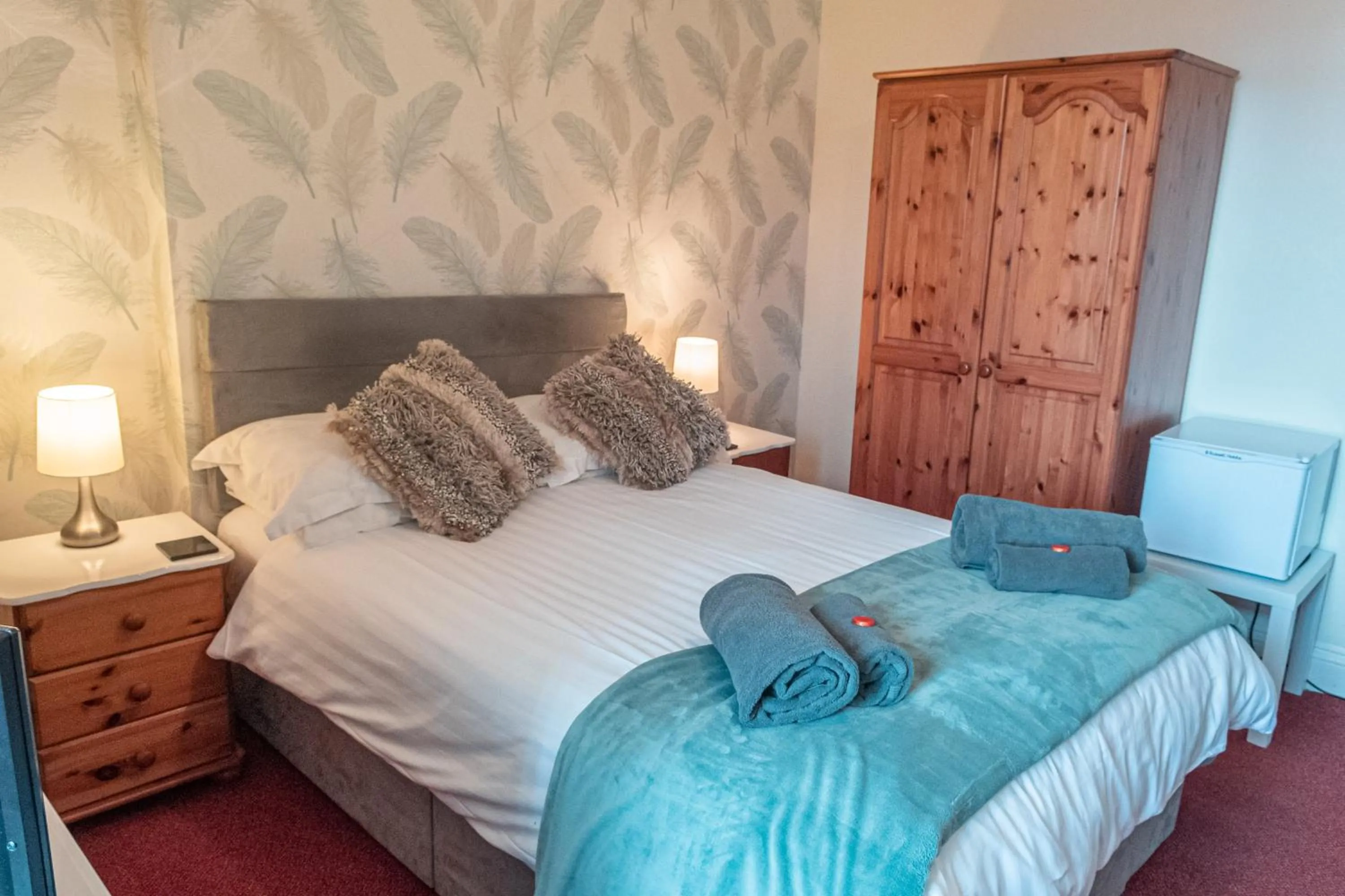 Bedroom, Bed in Beecroft Lodge