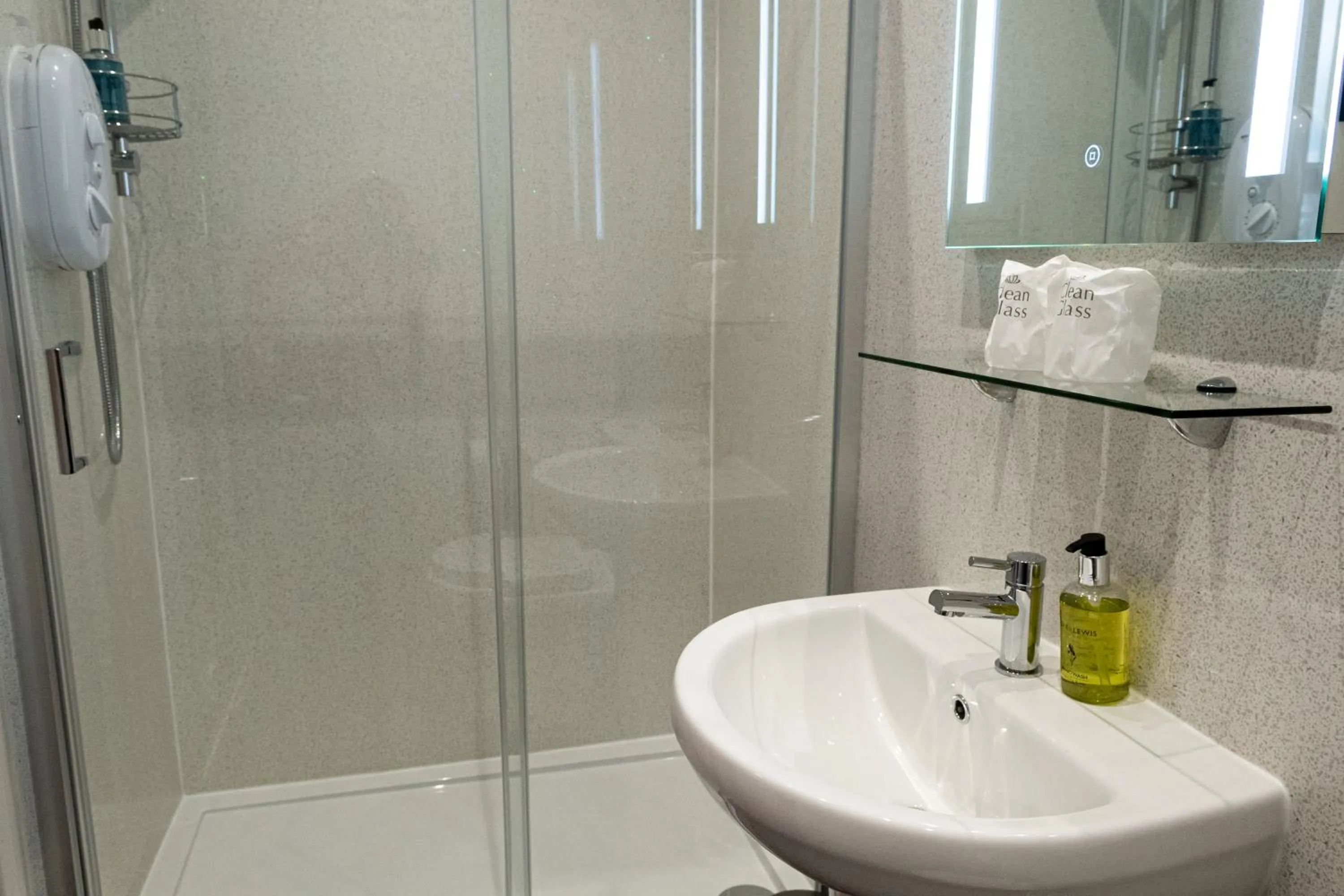 Bathroom in Beecroft Lodge