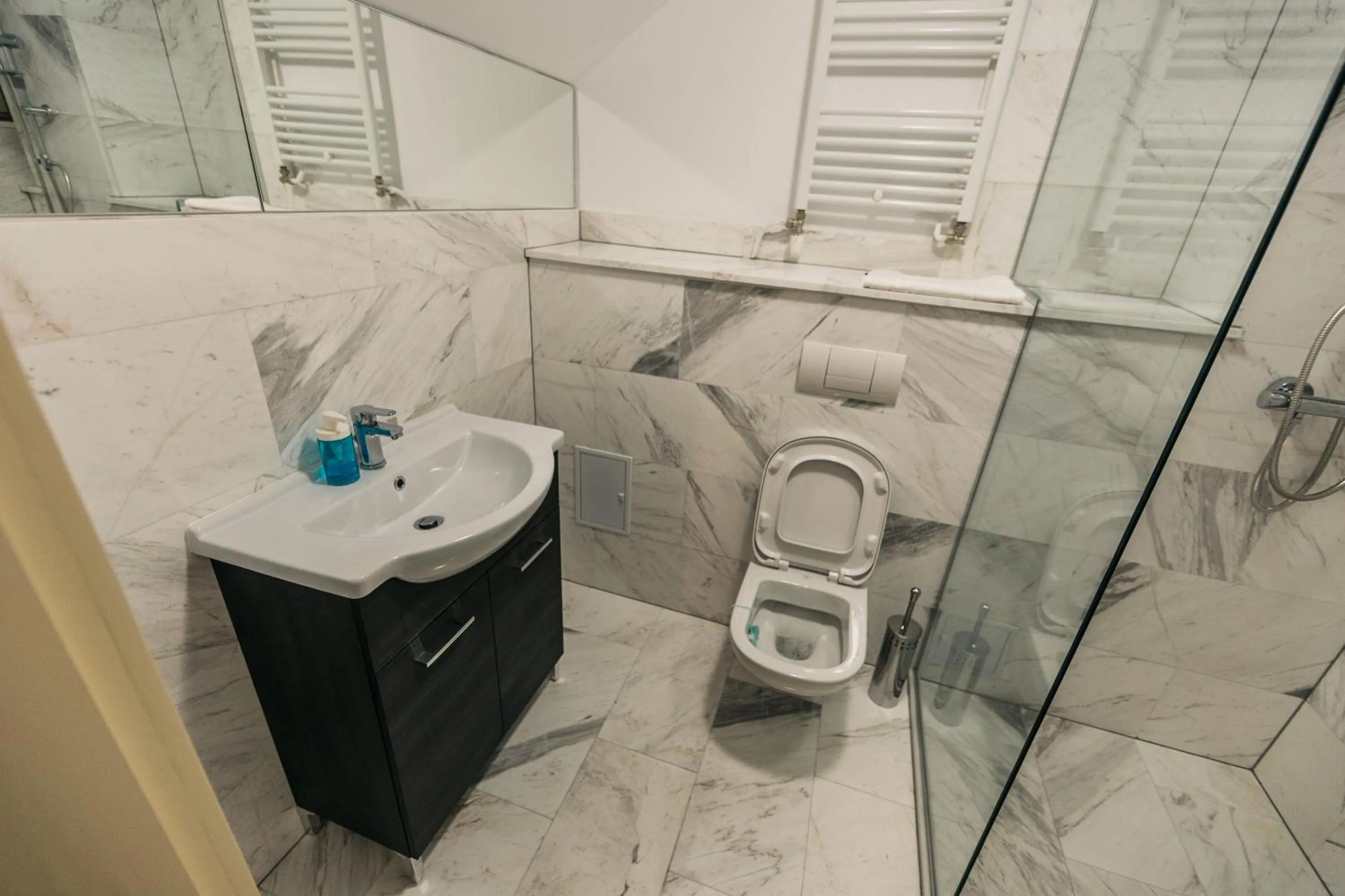 Shower in YellowBoot Aparthotel