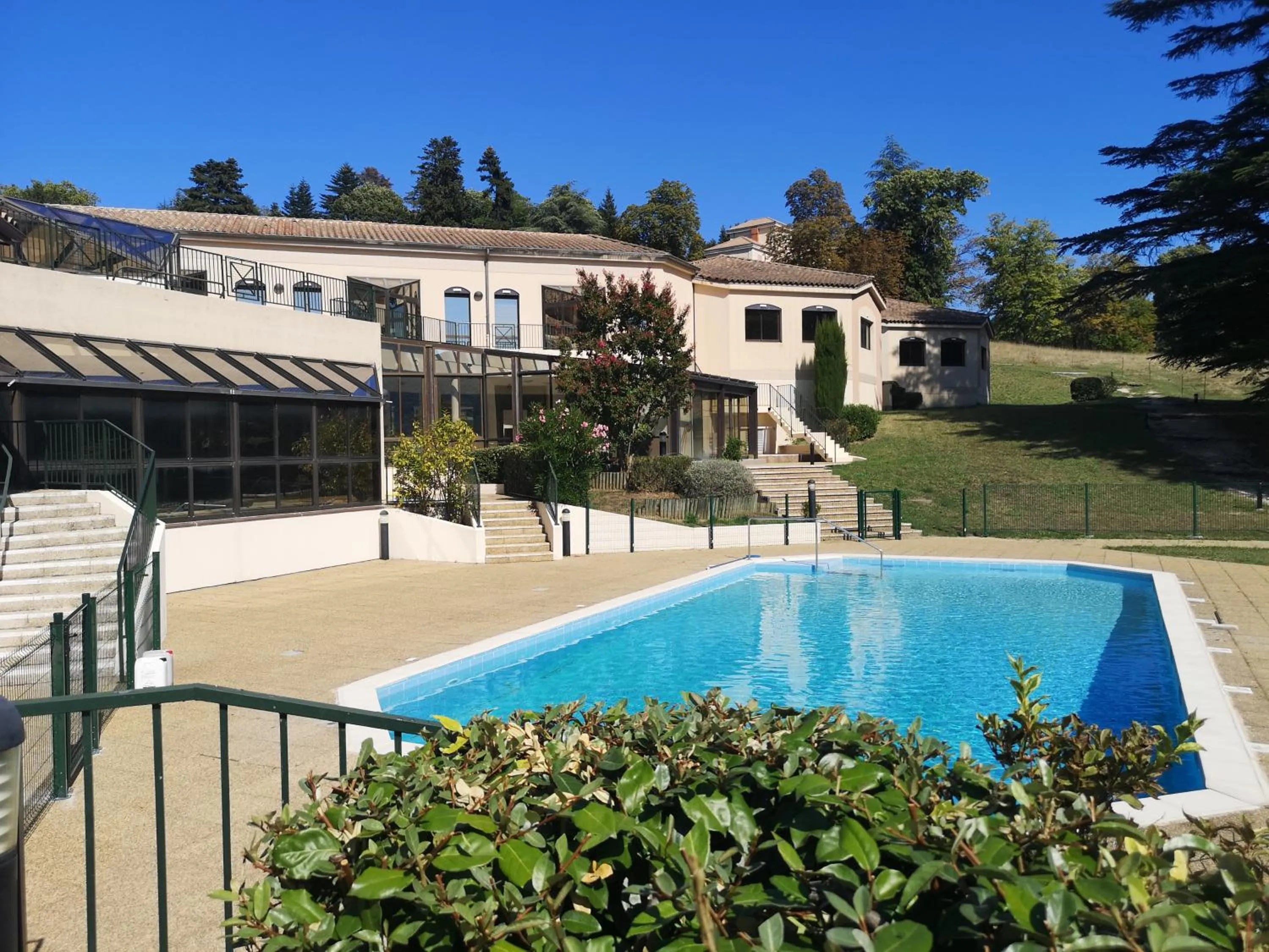 Swimming pool in Domaine Les Sources de Dieulefit