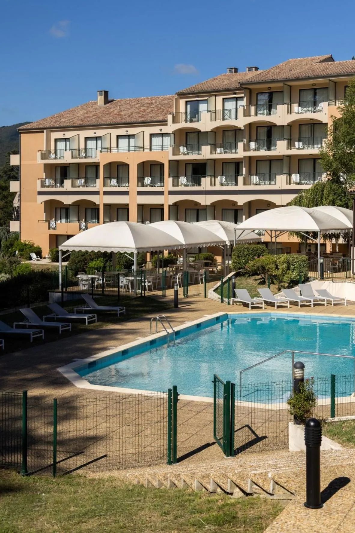 Swimming pool in Domaine Les Sources de Dieulefit