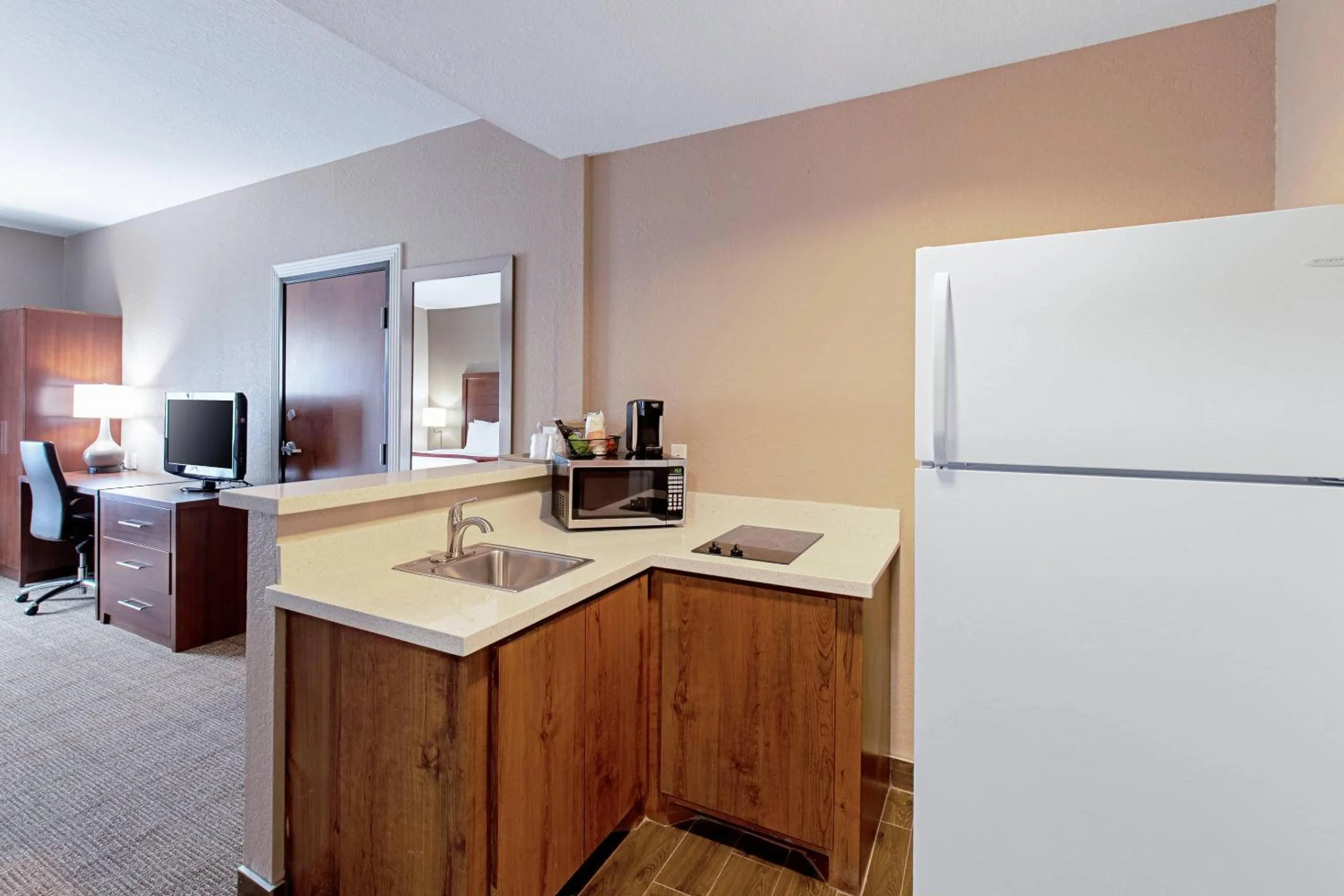 Bedroom in Comfort Inn & Suites Fredericksburg