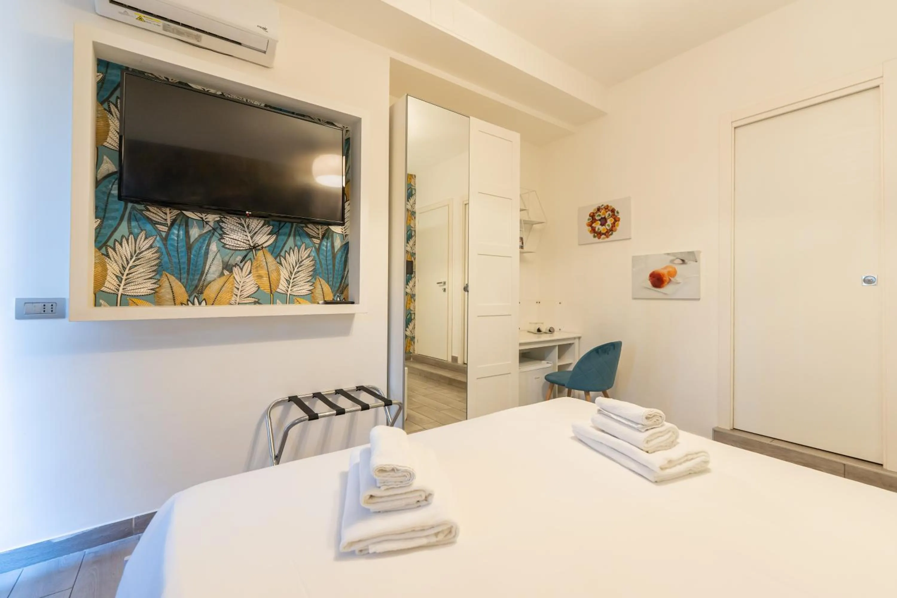 Bed in De Gasperi 55