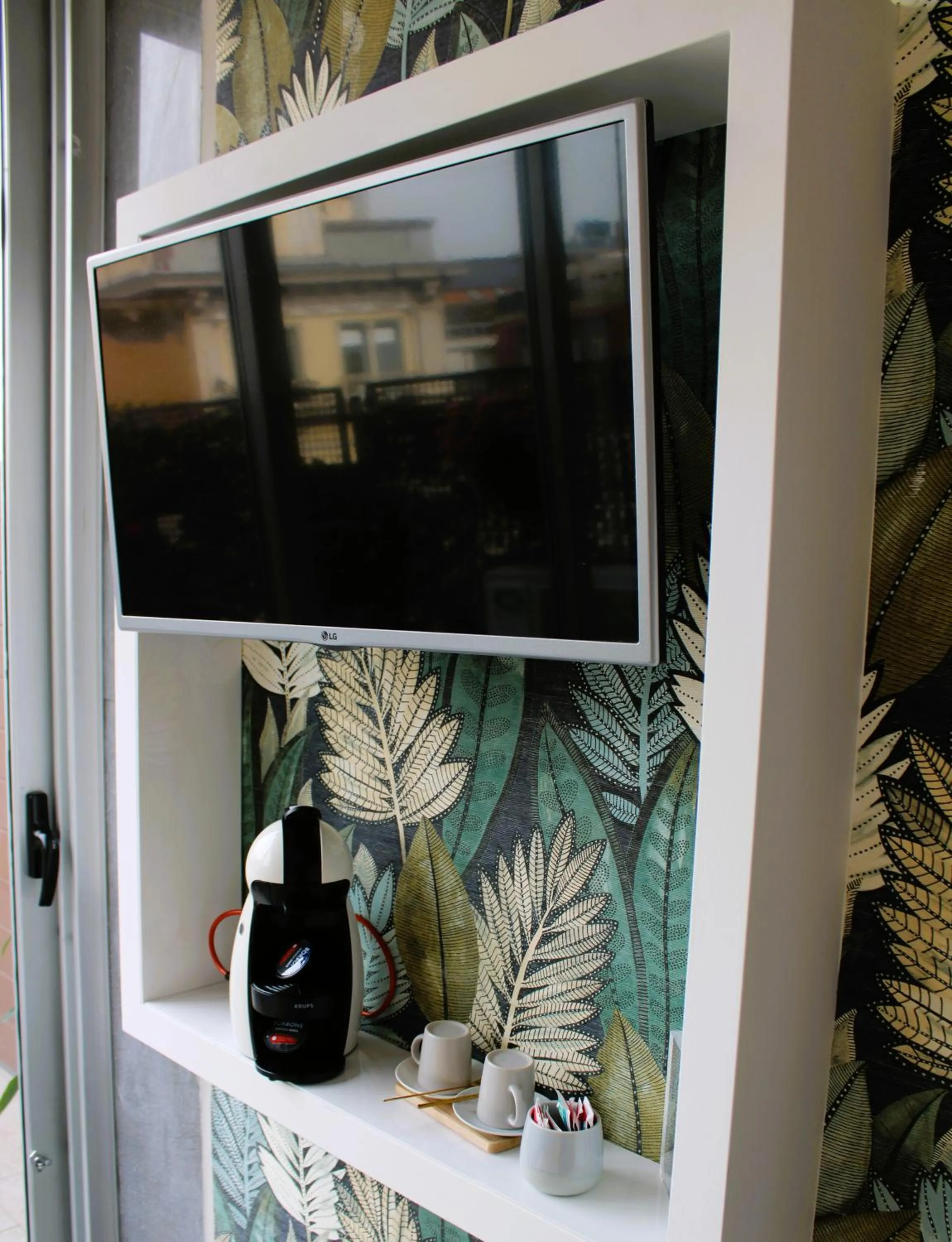 TV and multimedia in De Gasperi 55 - By Pera Rooms Collection