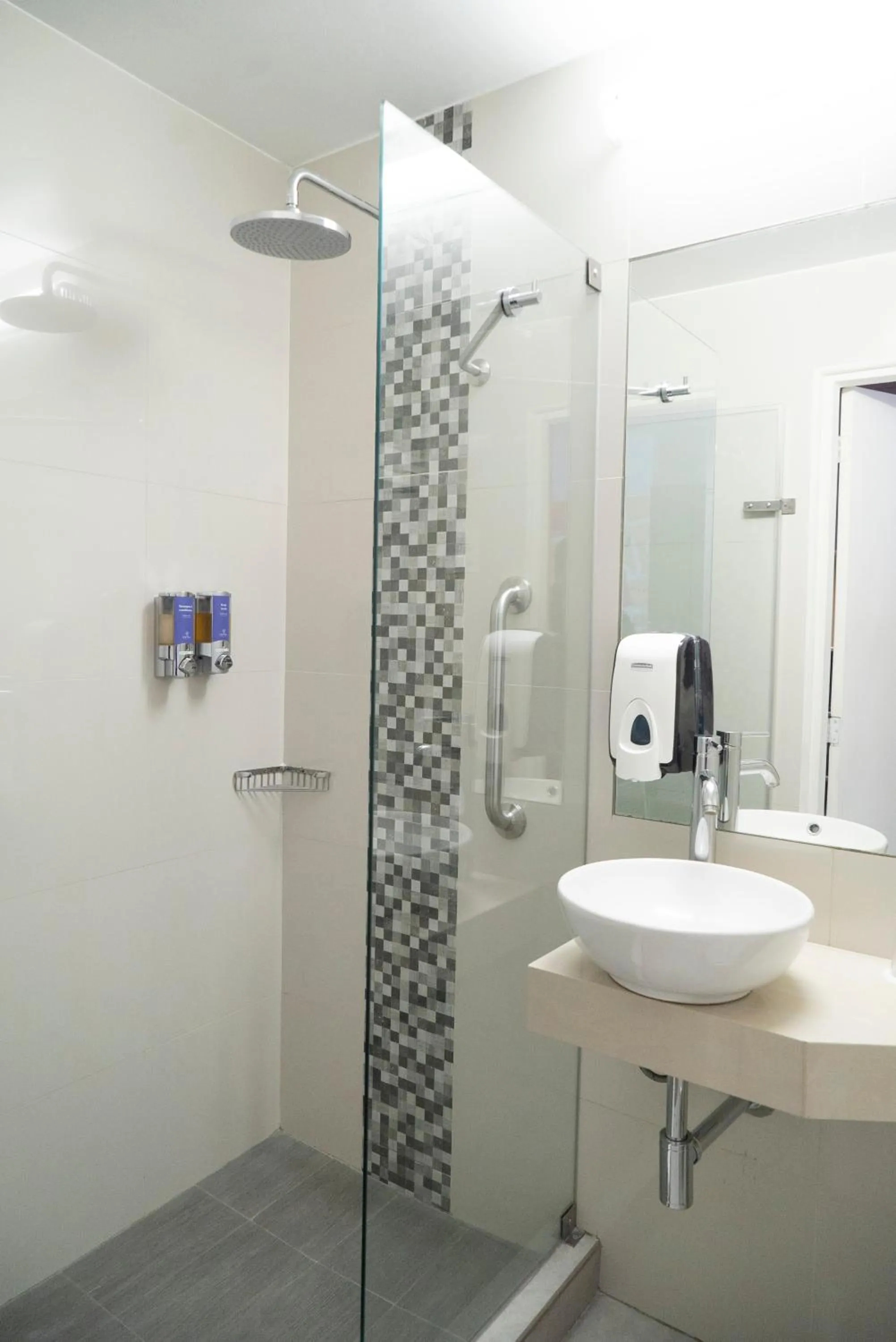 Bathroom in Centro by Casa Andina Miraflores