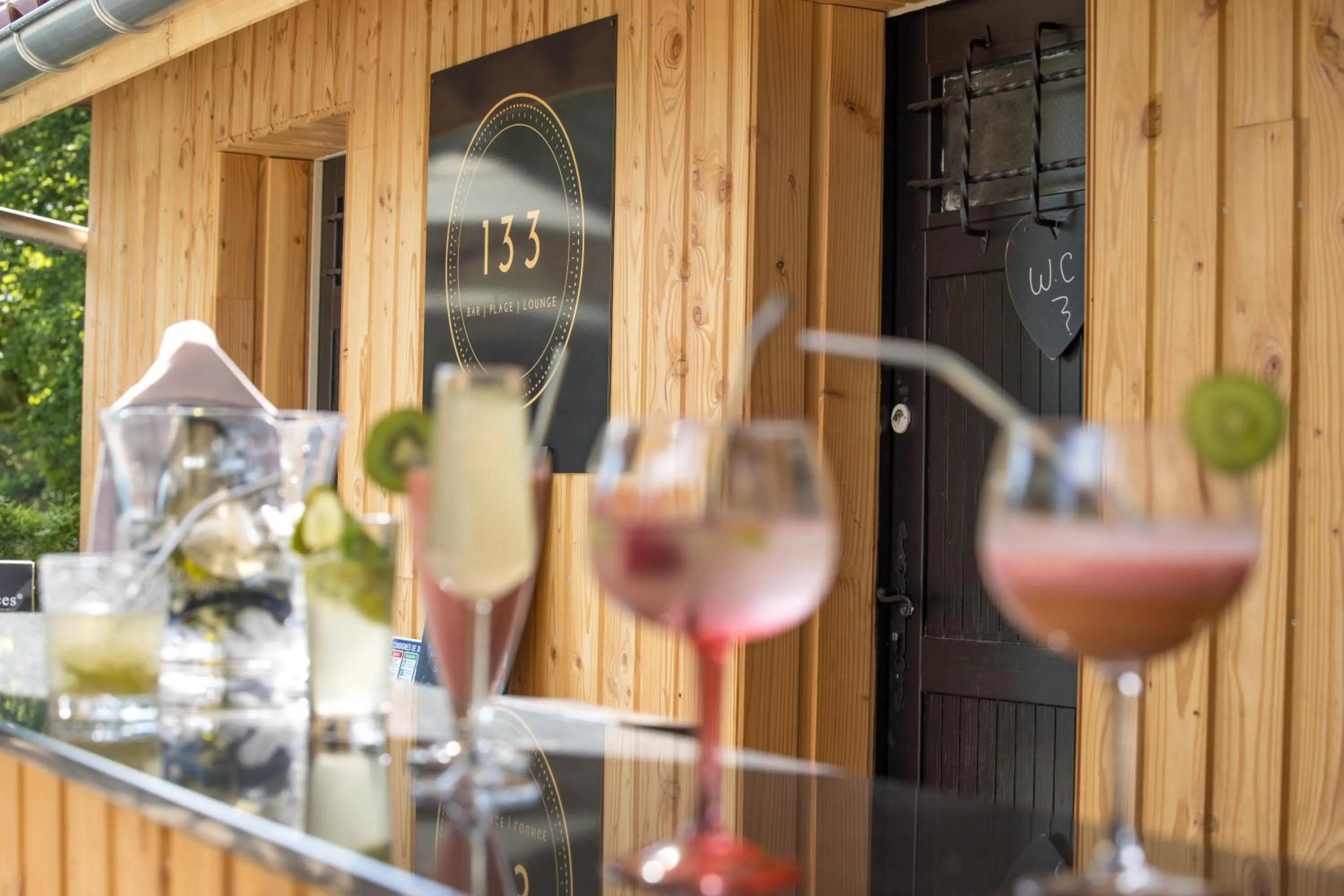 Restaurant/places to eat in Chateau des Ayes - Chambres & suites