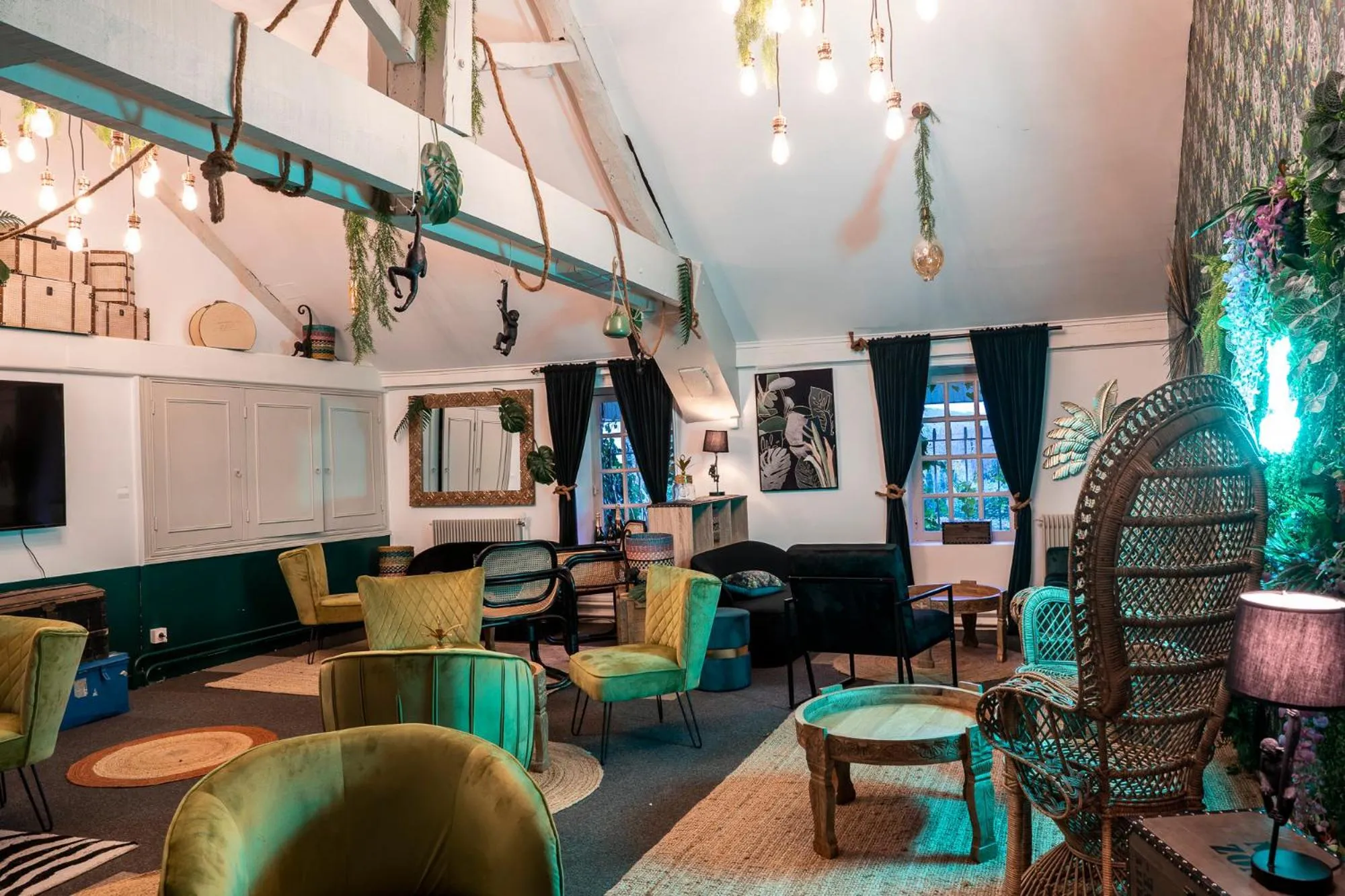 Restaurant/places to eat in Chateau des Ayes - Chambres & suites