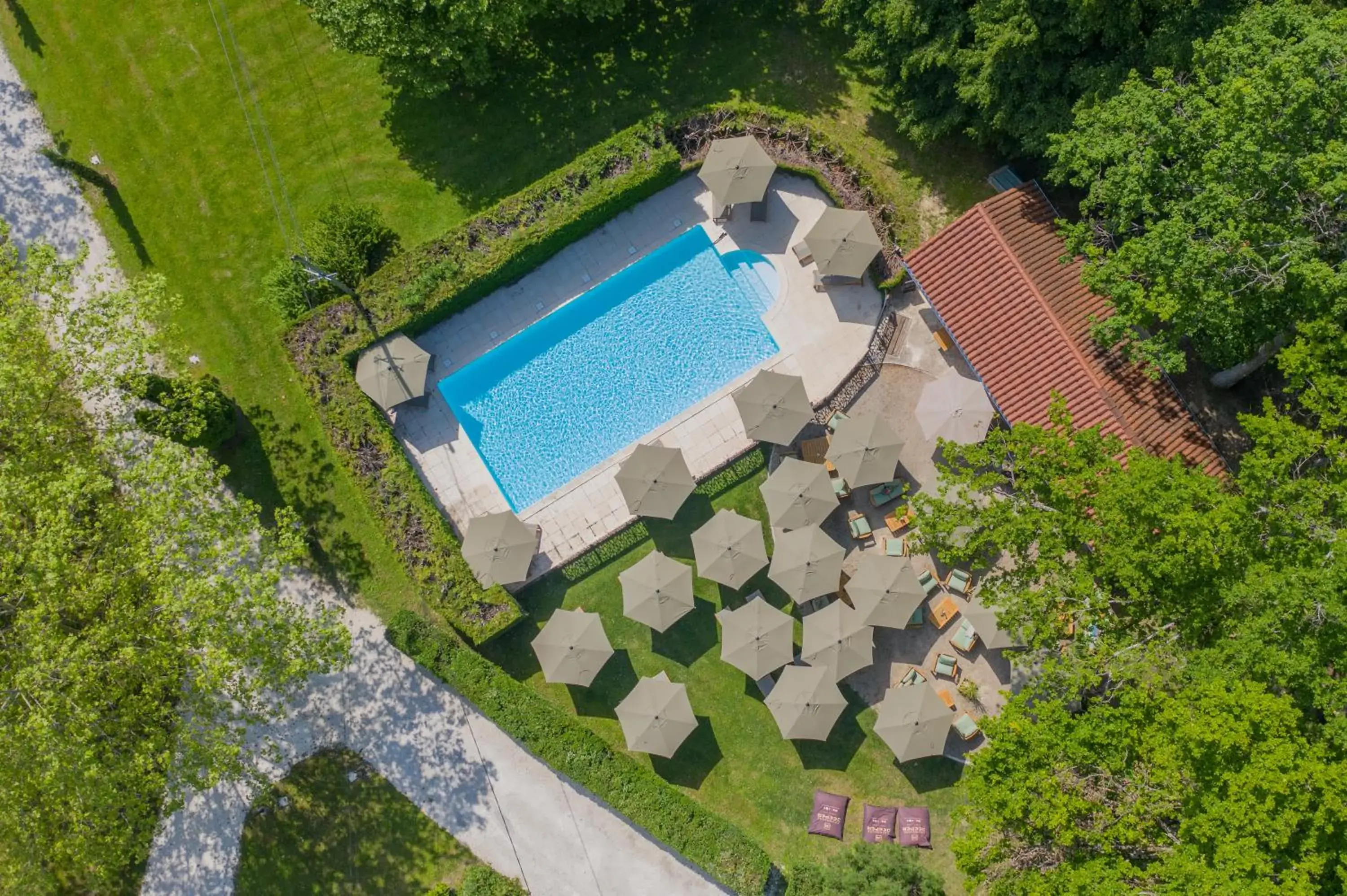 Chateau des Ayes - Chambres & suites Chateau des Ayes - Chambres & suites