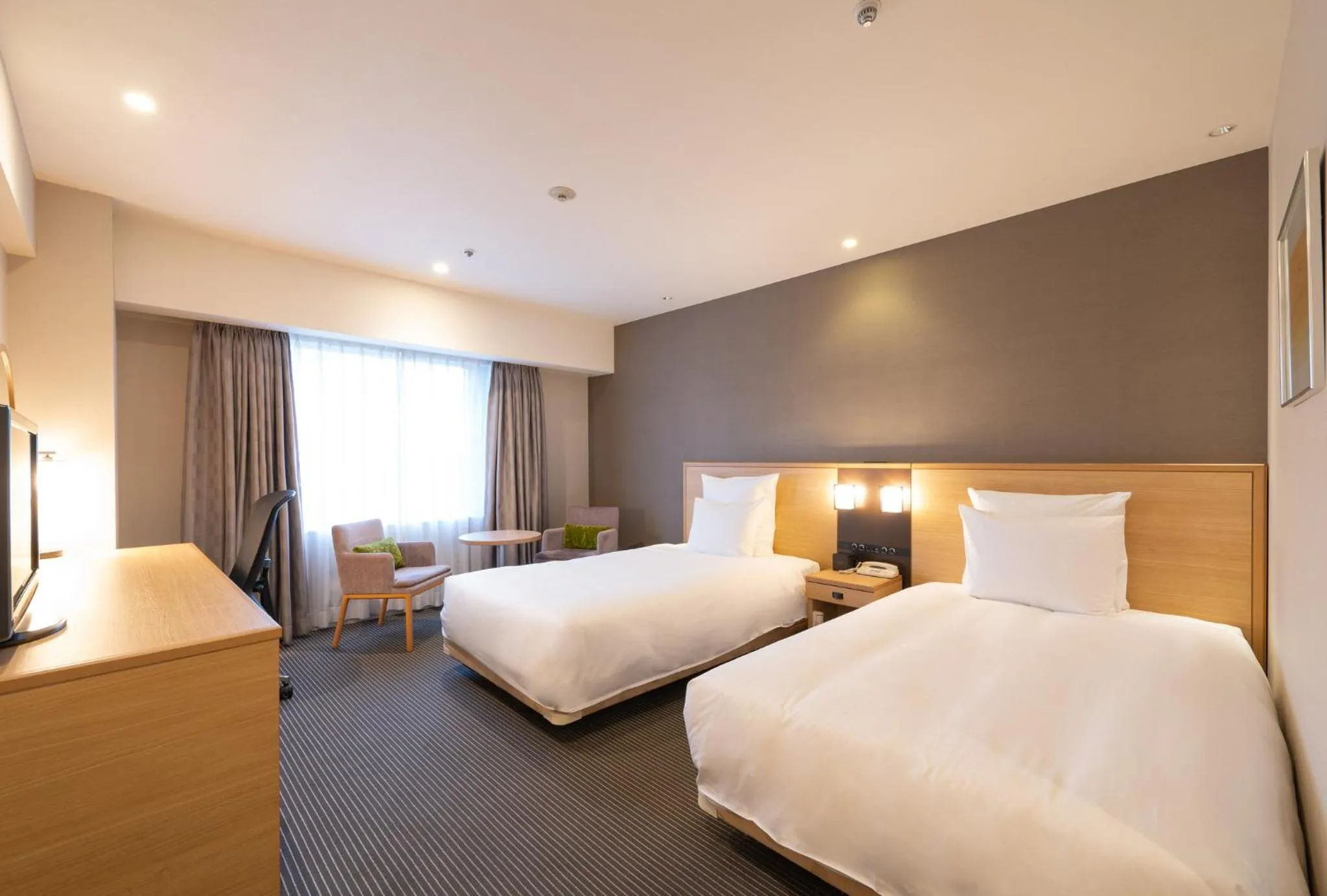 Photo of the whole room, Bed in ANA Crowne Plaza Hiroshima by IHG