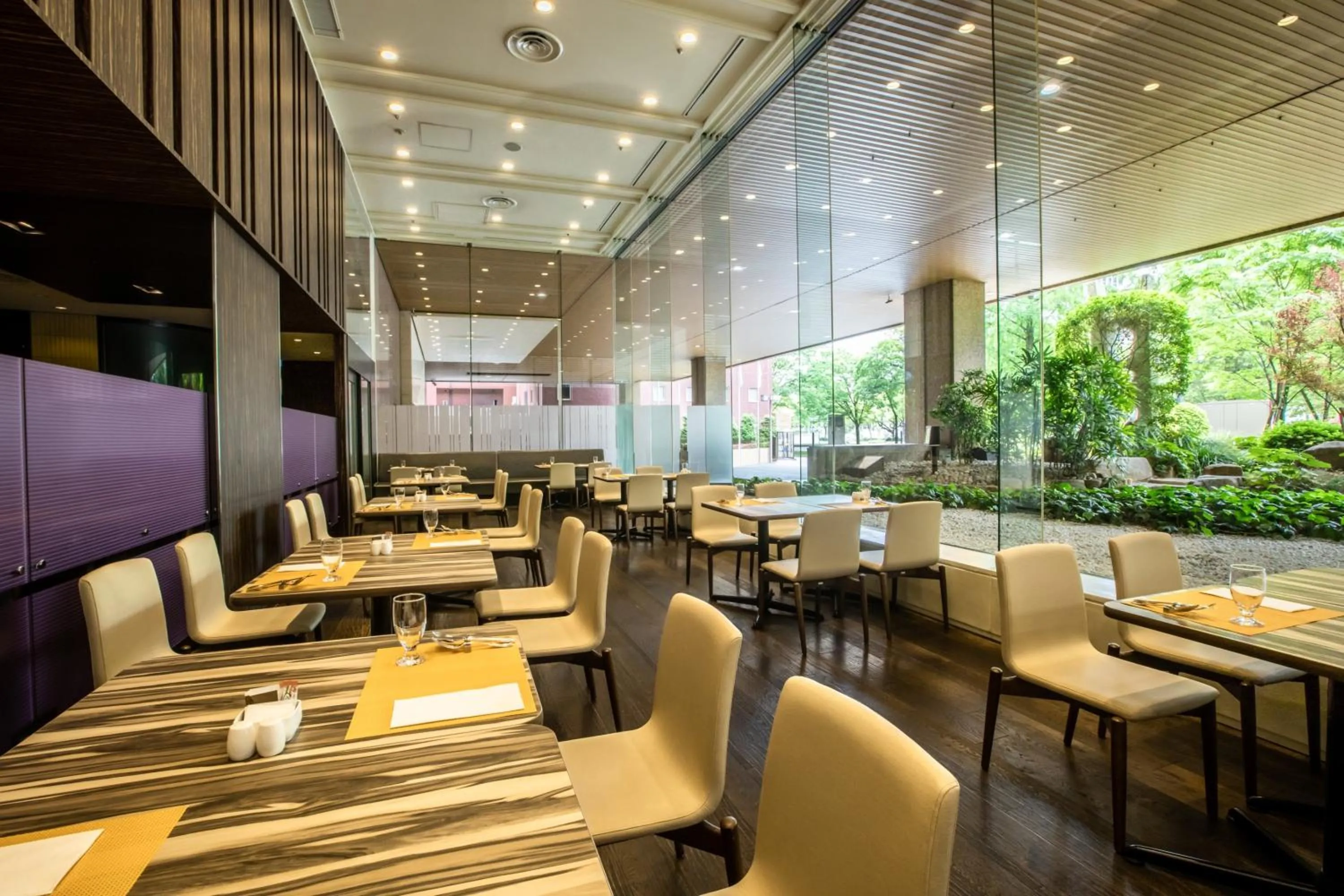 Restaurant/places to eat in ANA Crowne Plaza Hiroshima by IHG
