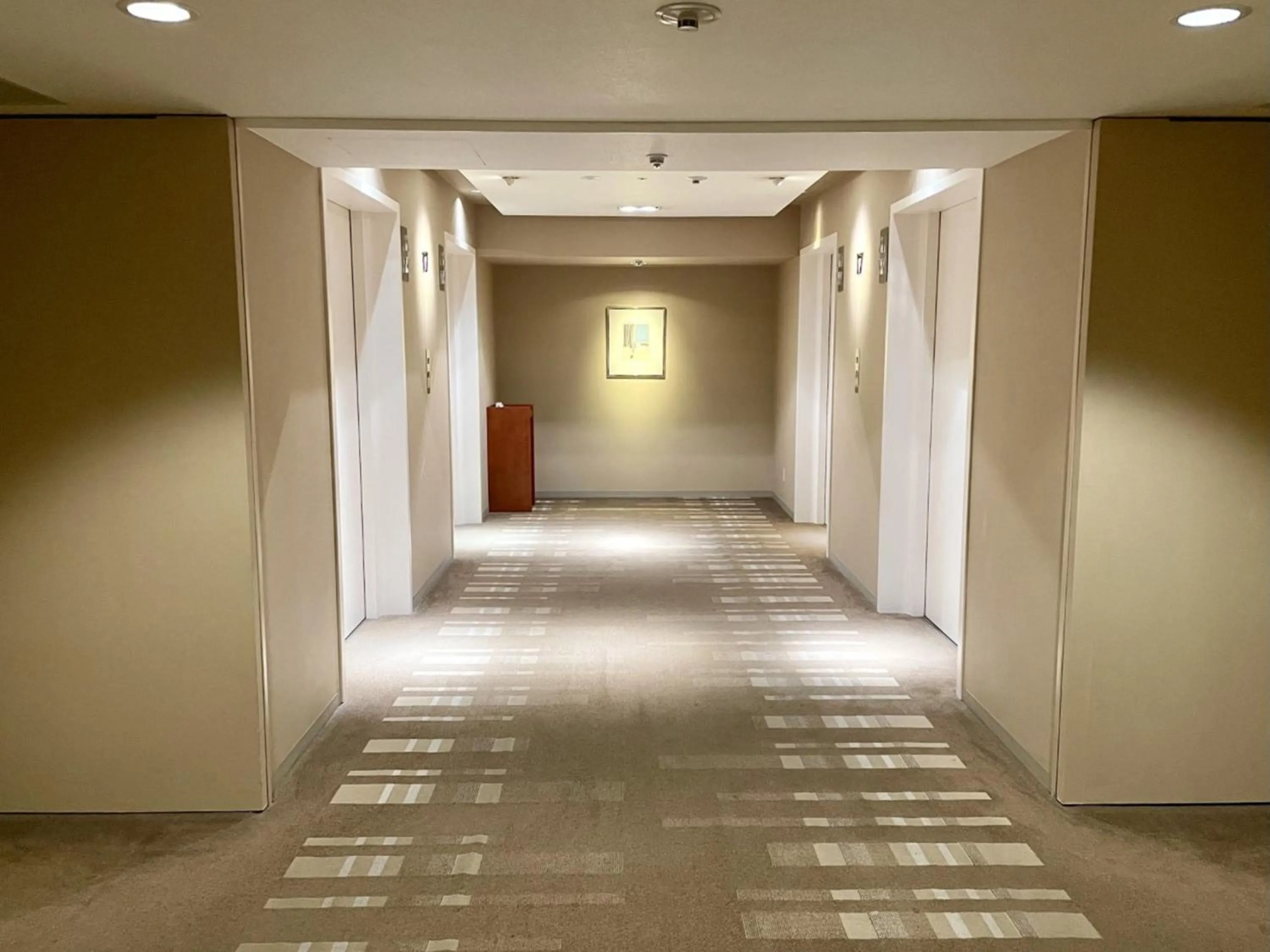 Lobby or reception in ANA Crowne Plaza Hiroshima by IHG