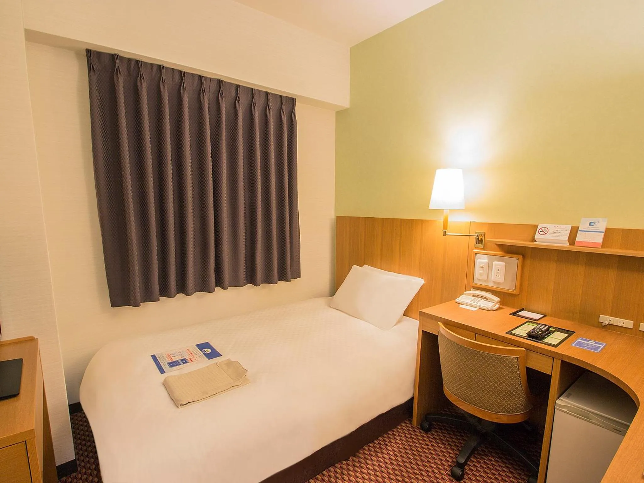 Photo of the whole room, Bed in Hearton Hotel Shinsaibashi