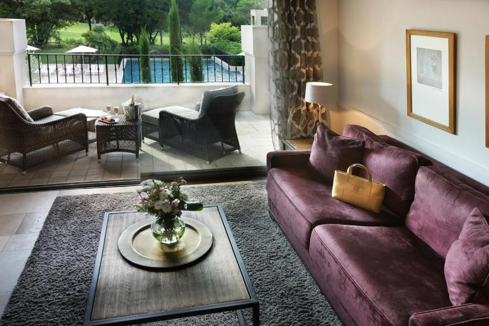 Bedroom in Résidence Hôtelière 4 étoiles Les Mas du Grand Vallon