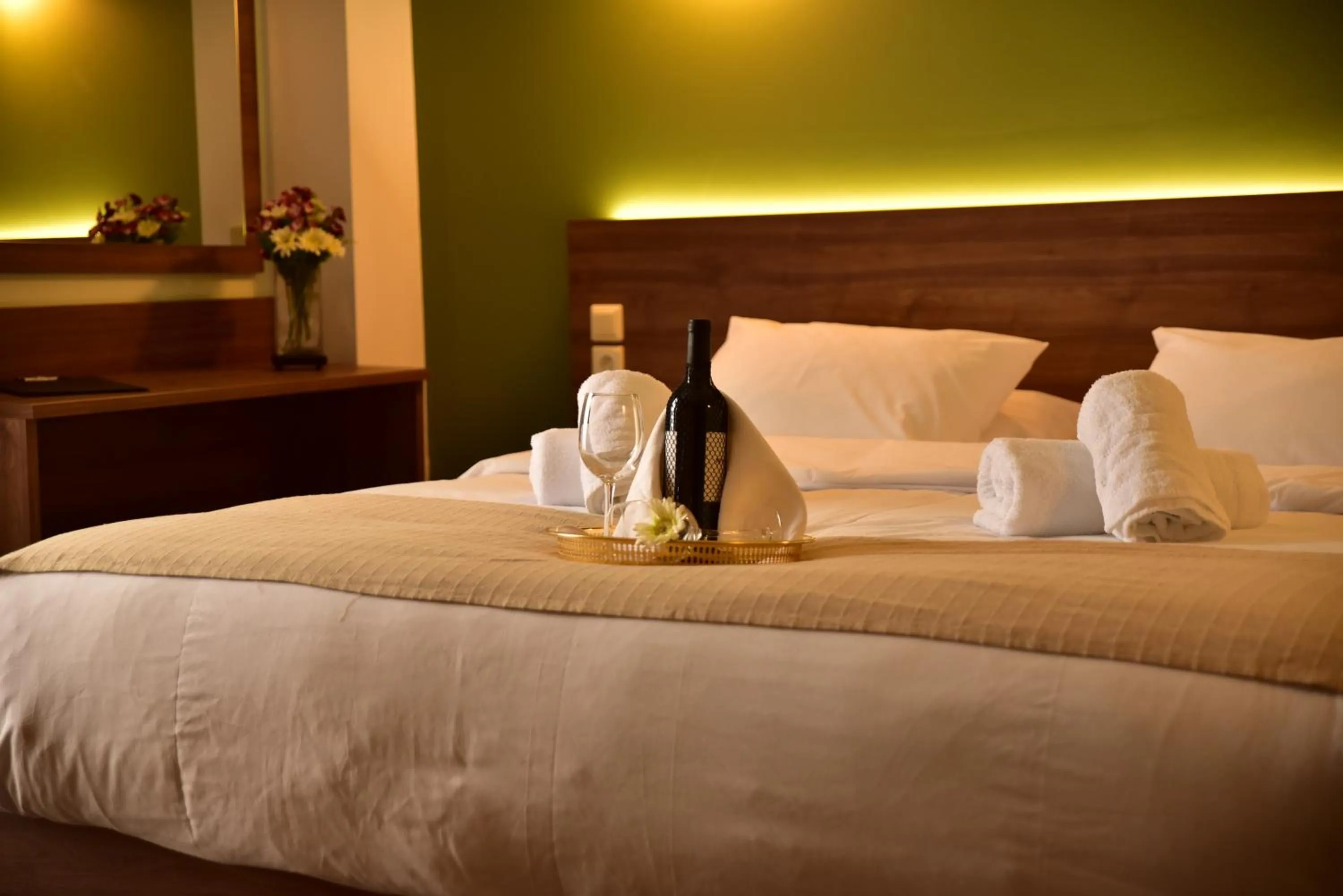 Bedroom, Bed in Mont Helmos Hotel