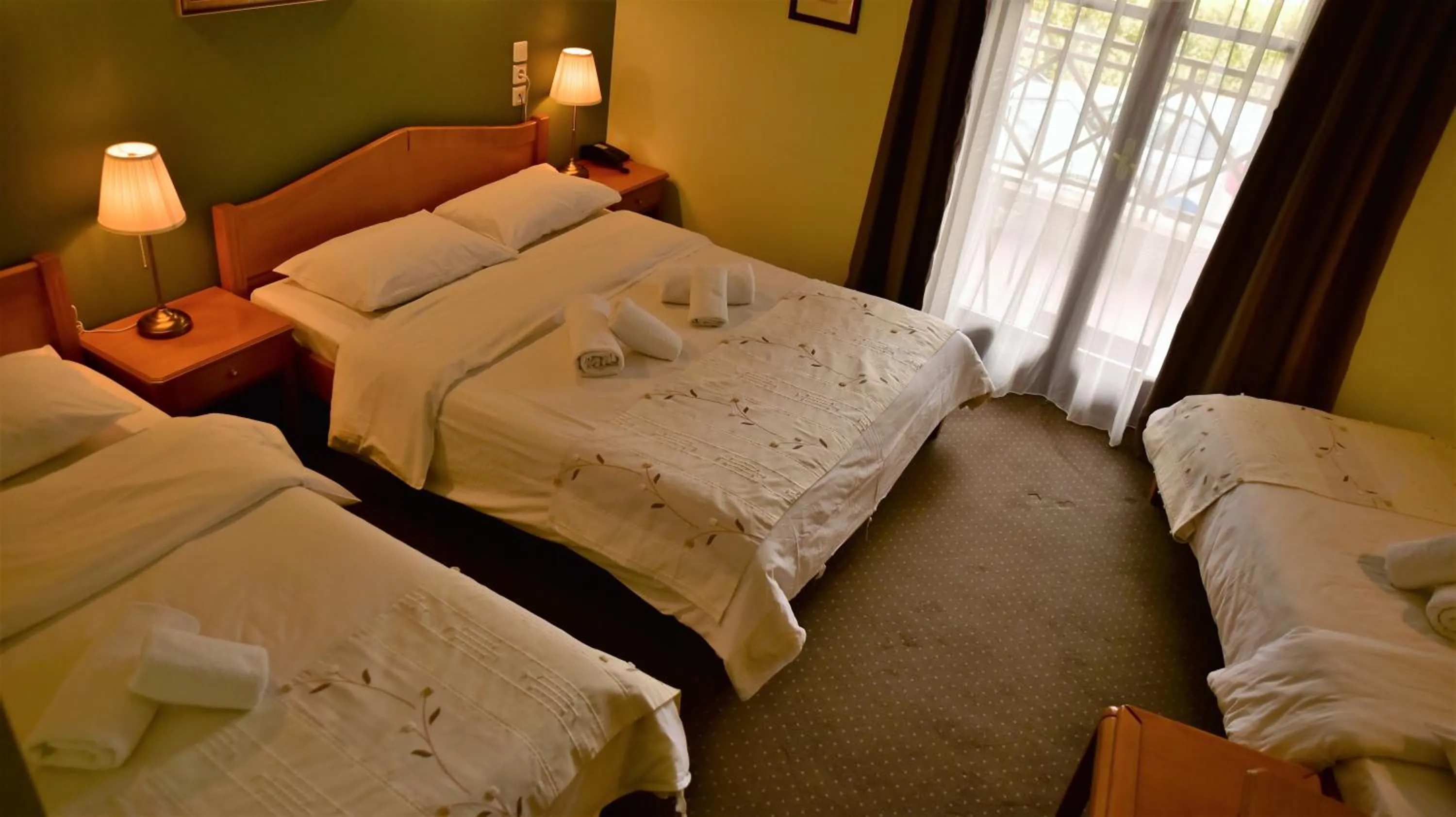 Bedroom, Bed in Mont Helmos Hotel