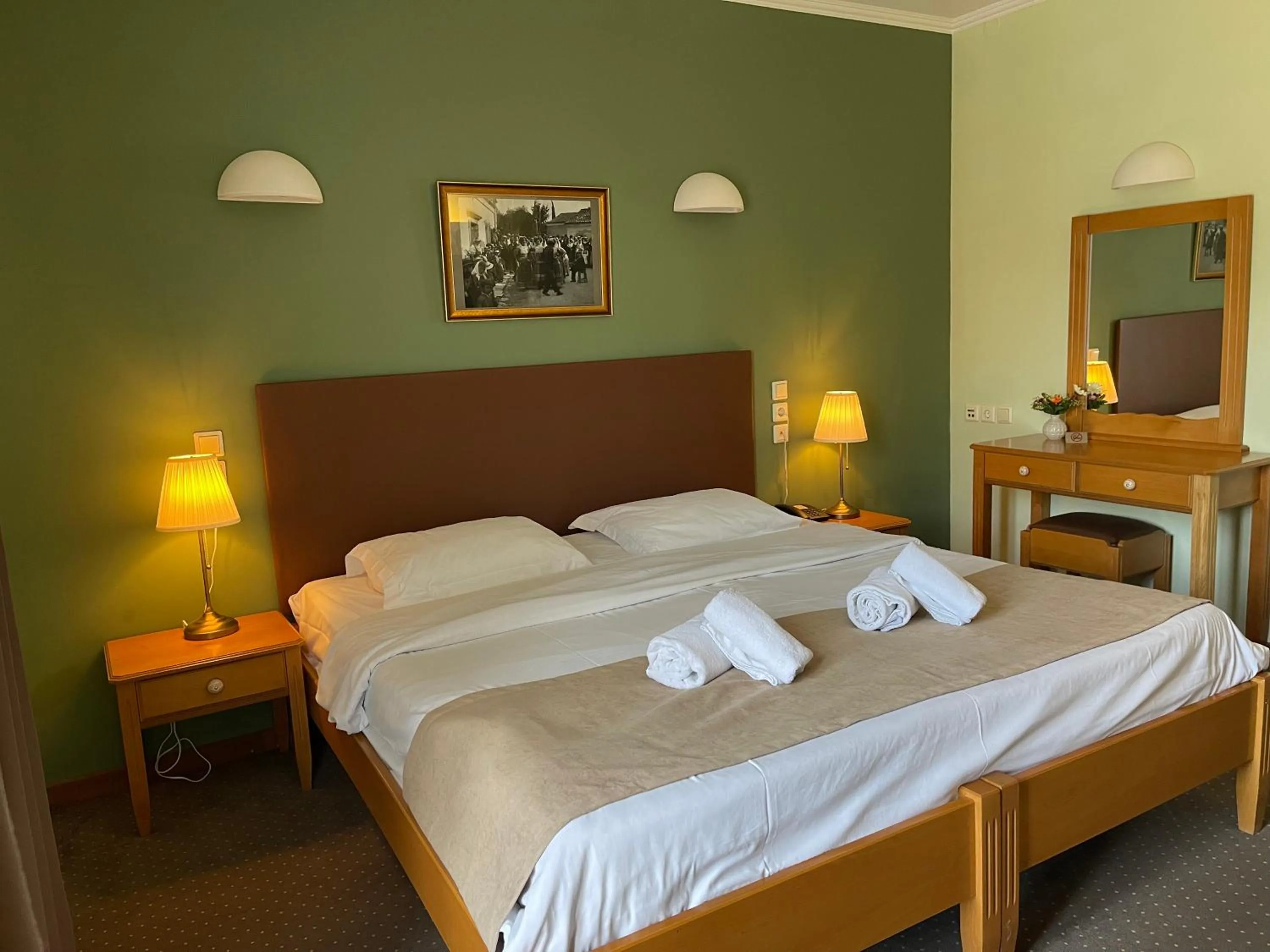 Bedroom, Bed in Mont Helmos Hotel