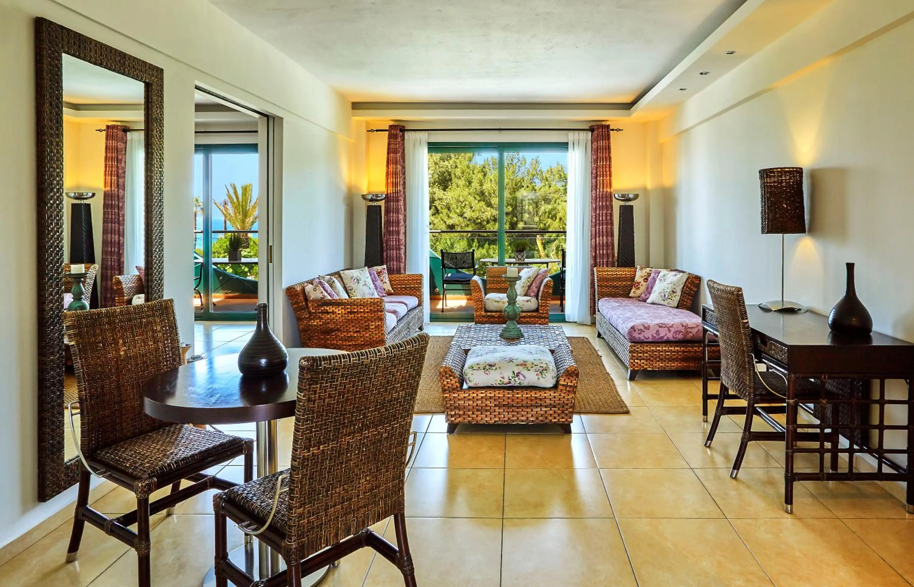 Day, Bed in Ilio Mare Hotel